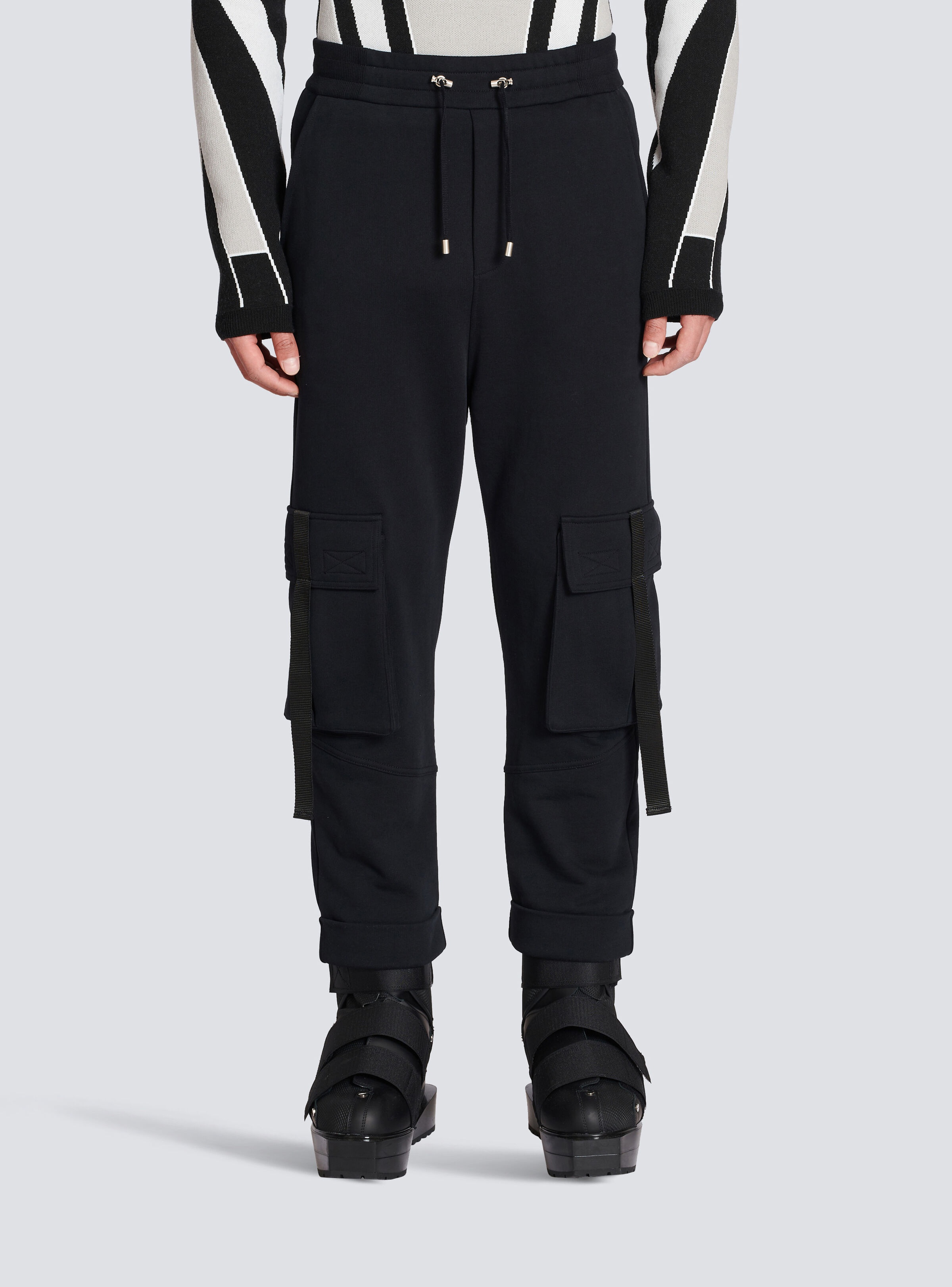 Cotton cargo trousers - 5