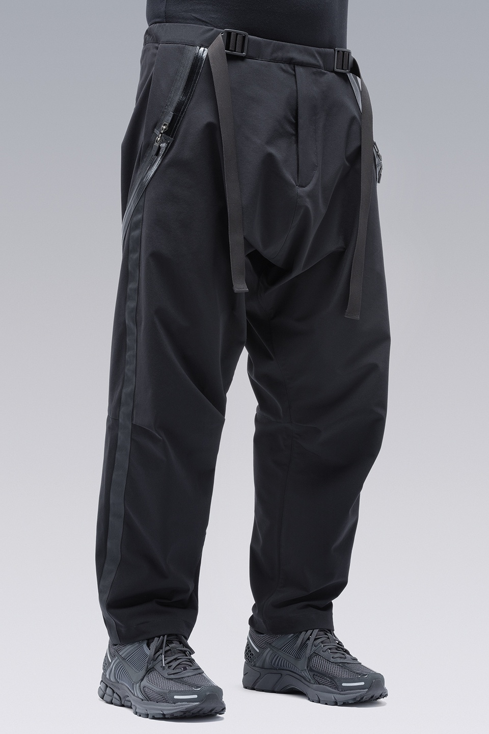 P35-DS schoeller® Dryskin Drawcord Cargo Trouser Black - 4