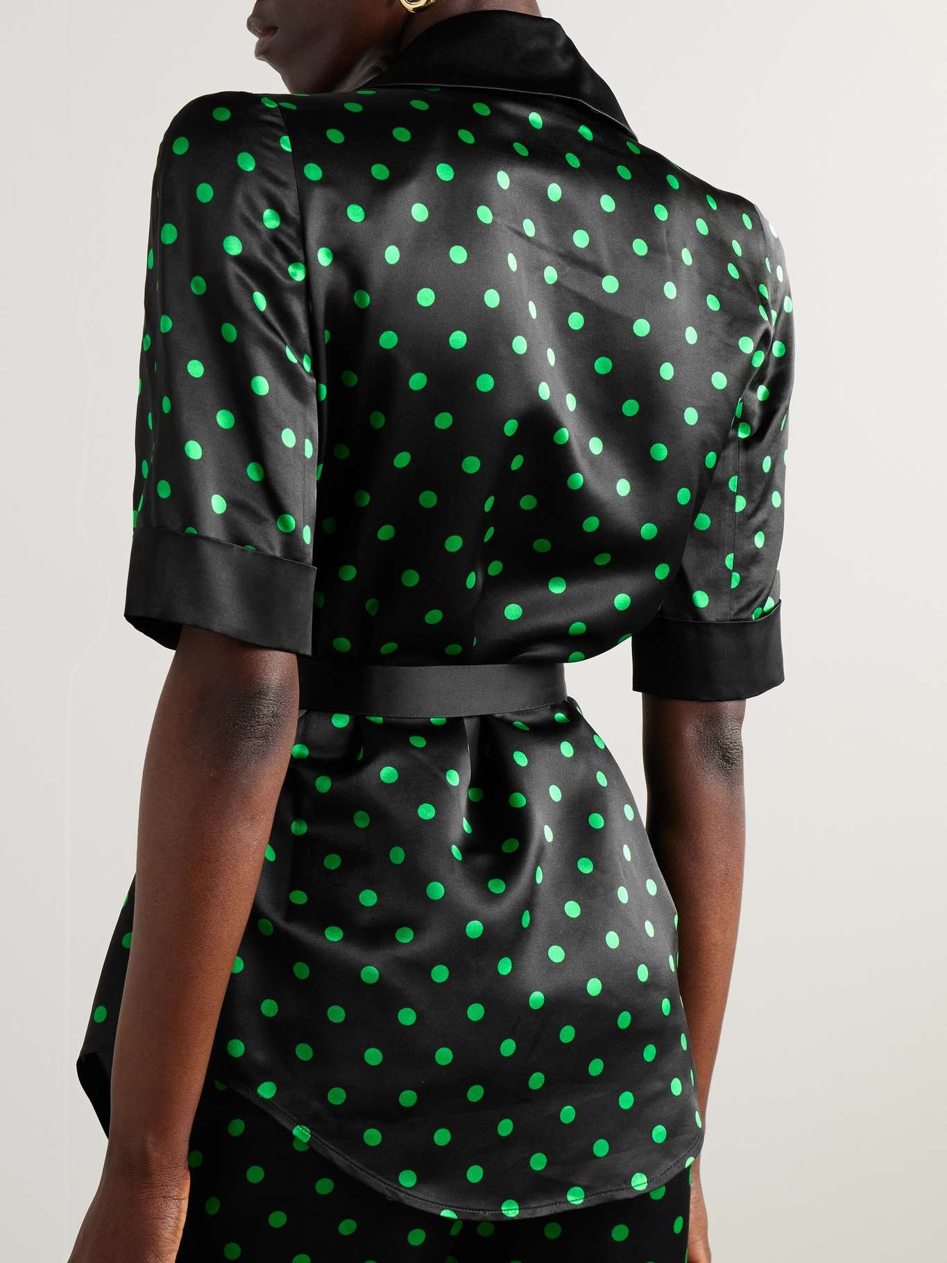 Belted polka-dot satin shirt - 4