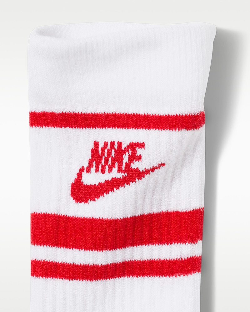 Nike Nike Sportswear Dri-FIT Everyday Essential Crew Socks (3 Pairs) outlook