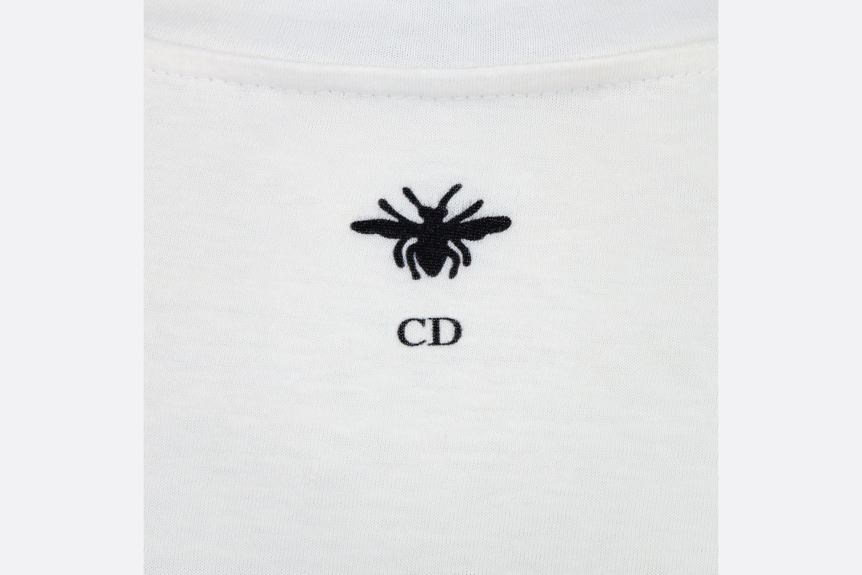 T-Shirt - 3