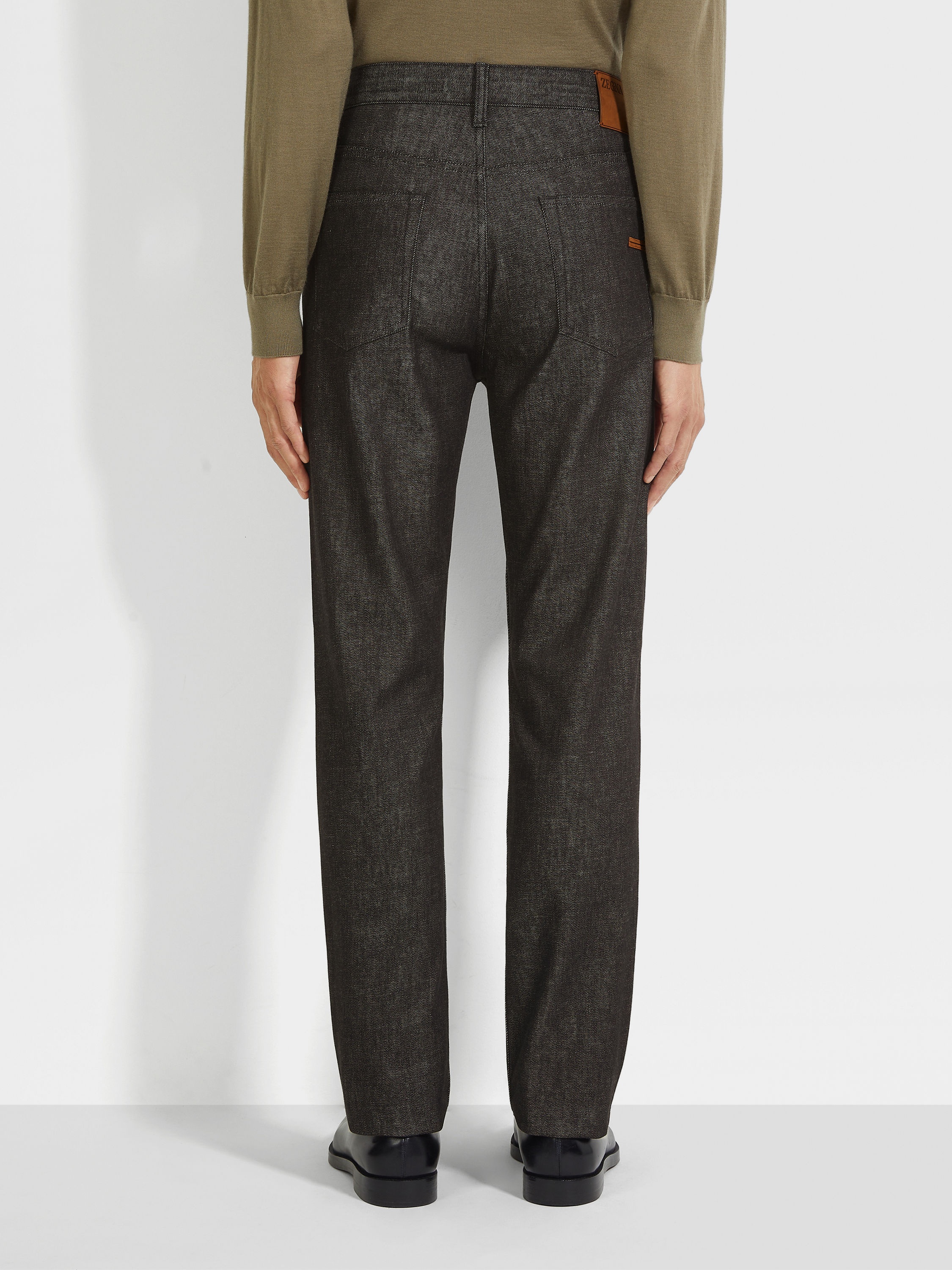 BLACK STRETCH COTTON AND CASHMERE ROCCIA JEANS - 6
