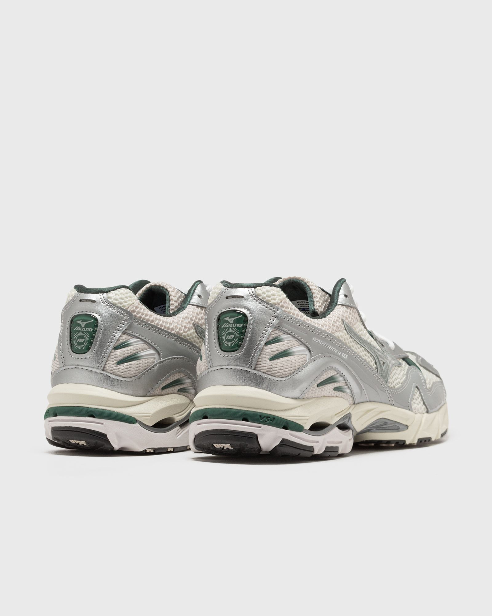 WAVE RIDER 10 - 4