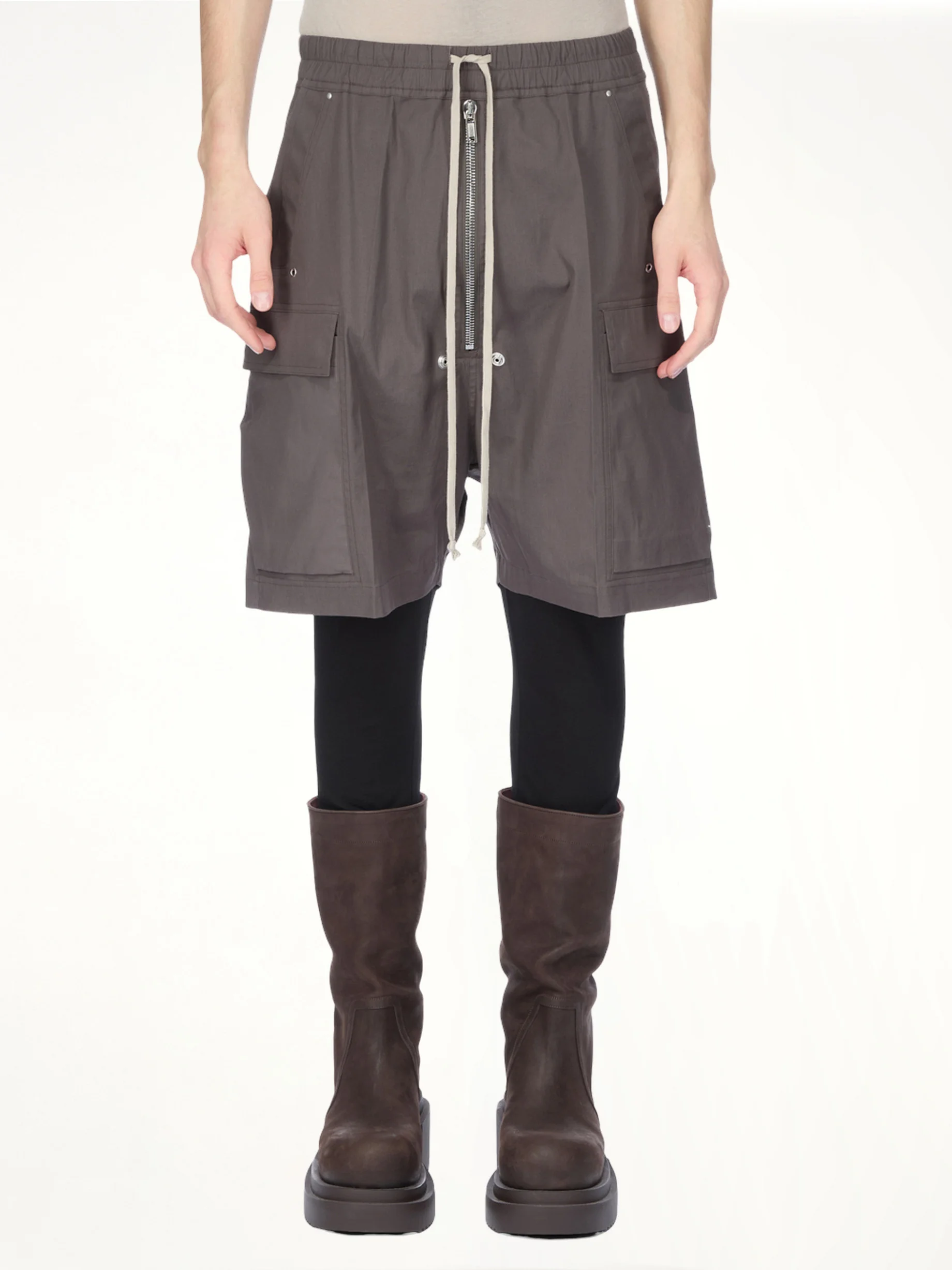 Cargobela Shorts in Dark Dust - 1