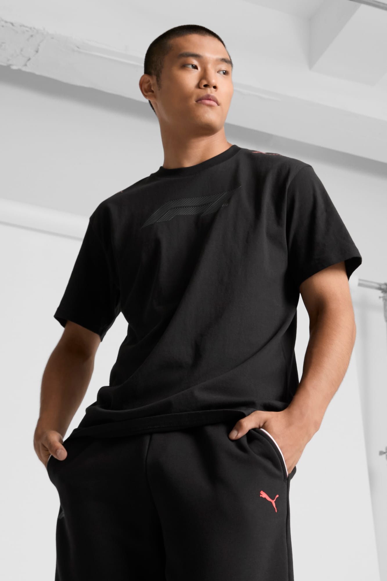 F1® ESS+ Men's Relaxed Tee - 3