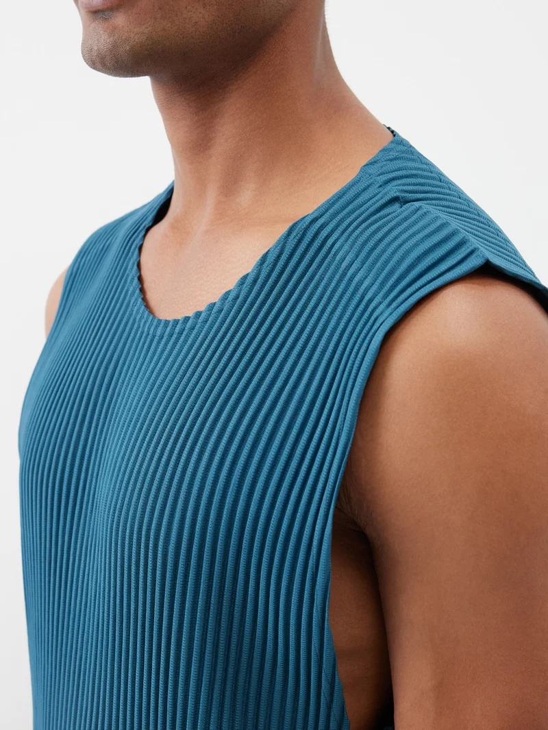 Scoop-neck technical-pleated tank top - 3
