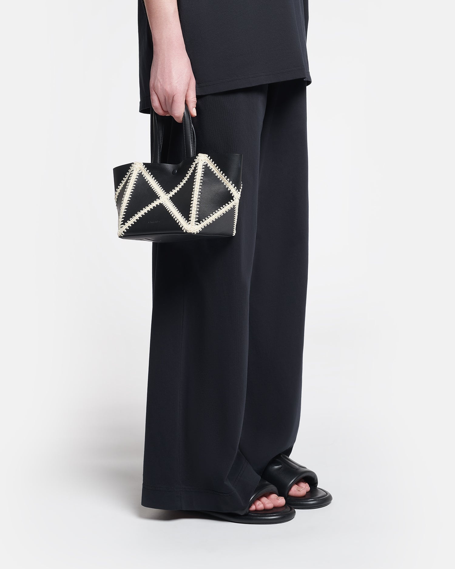 Alt Nappa Crochet Bag - 5