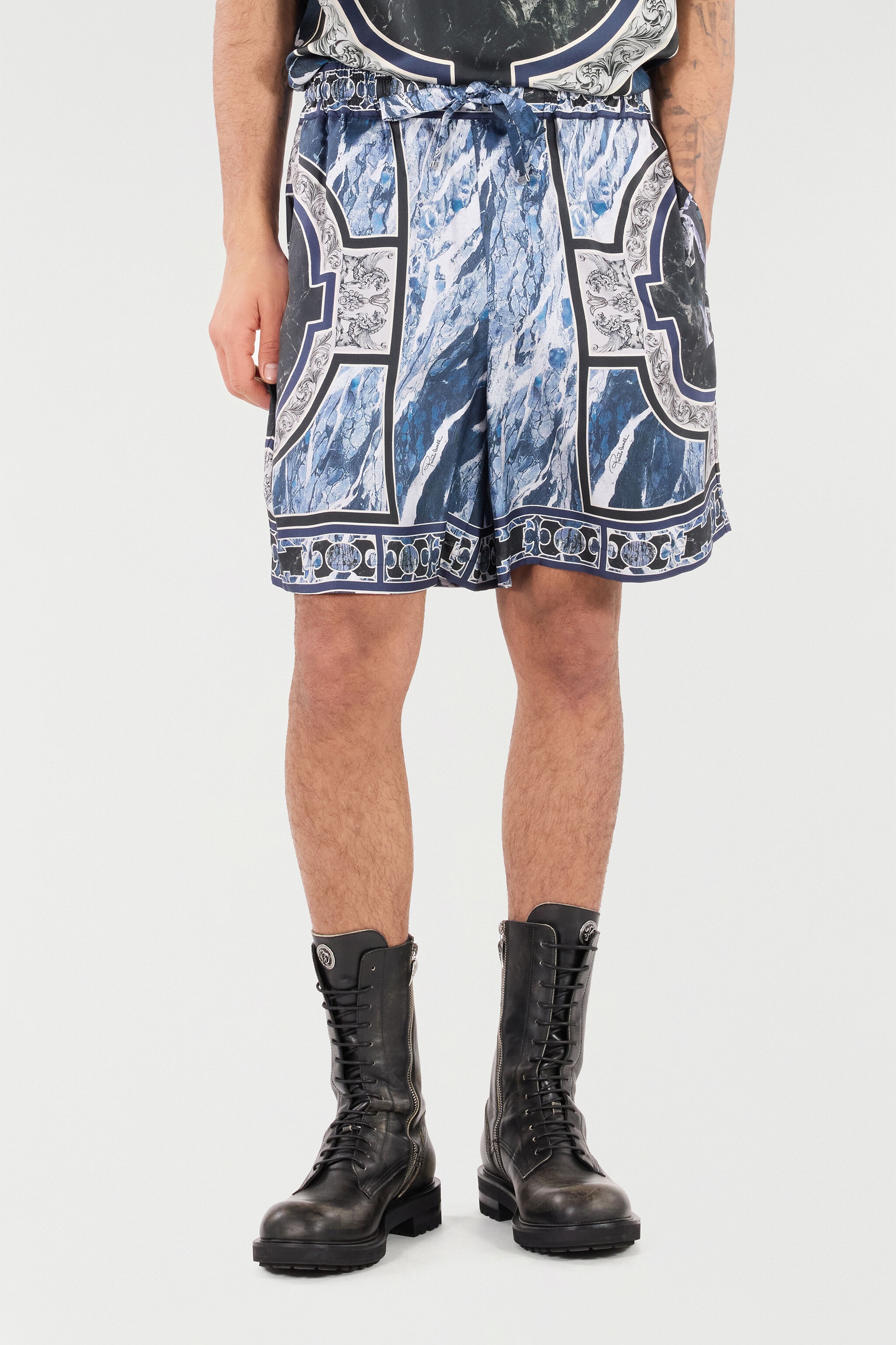 Short With Marble Print And Accents - 3