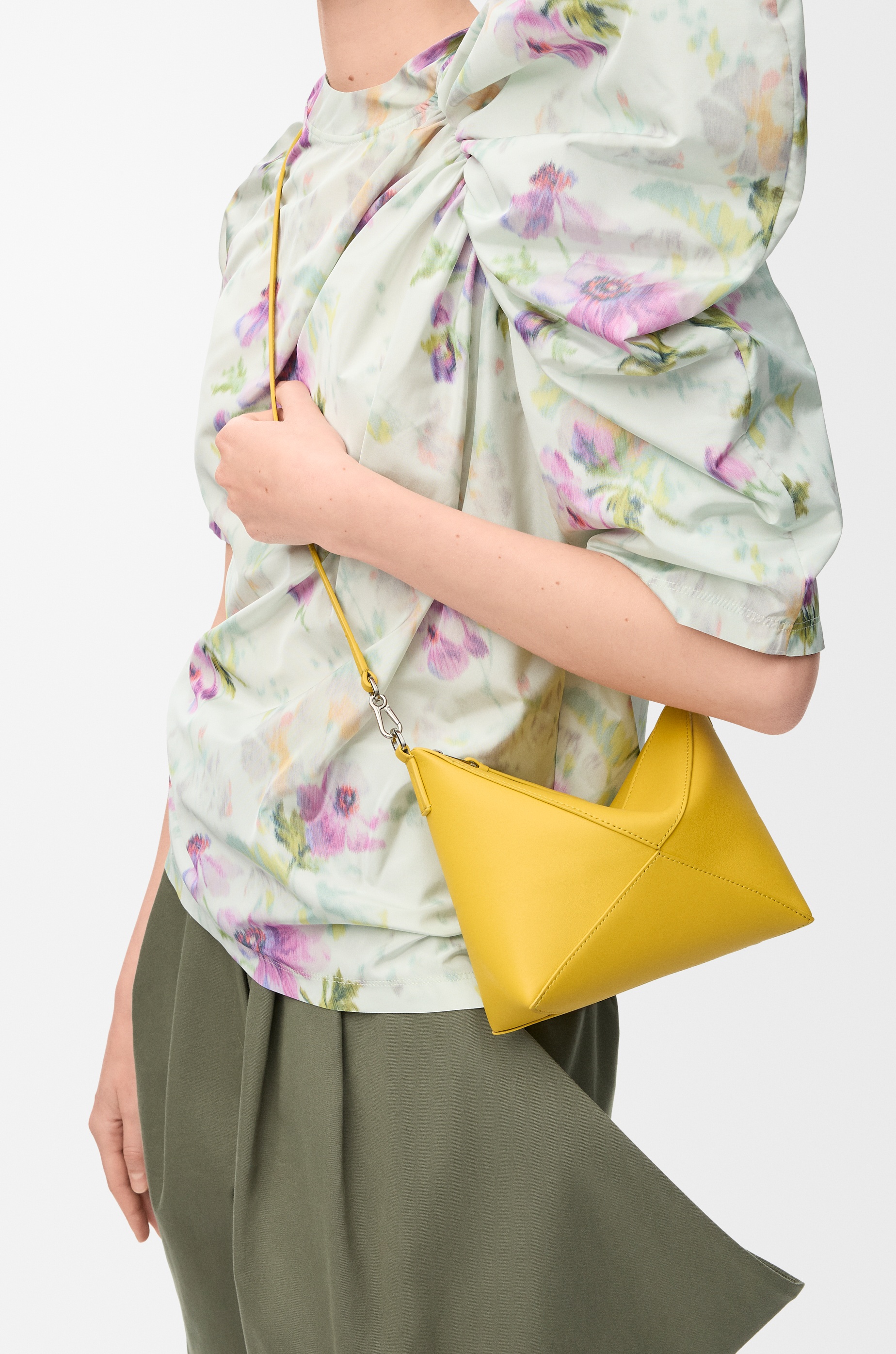 Puzzle Fold pouch in shiny nappa calfskin - 2