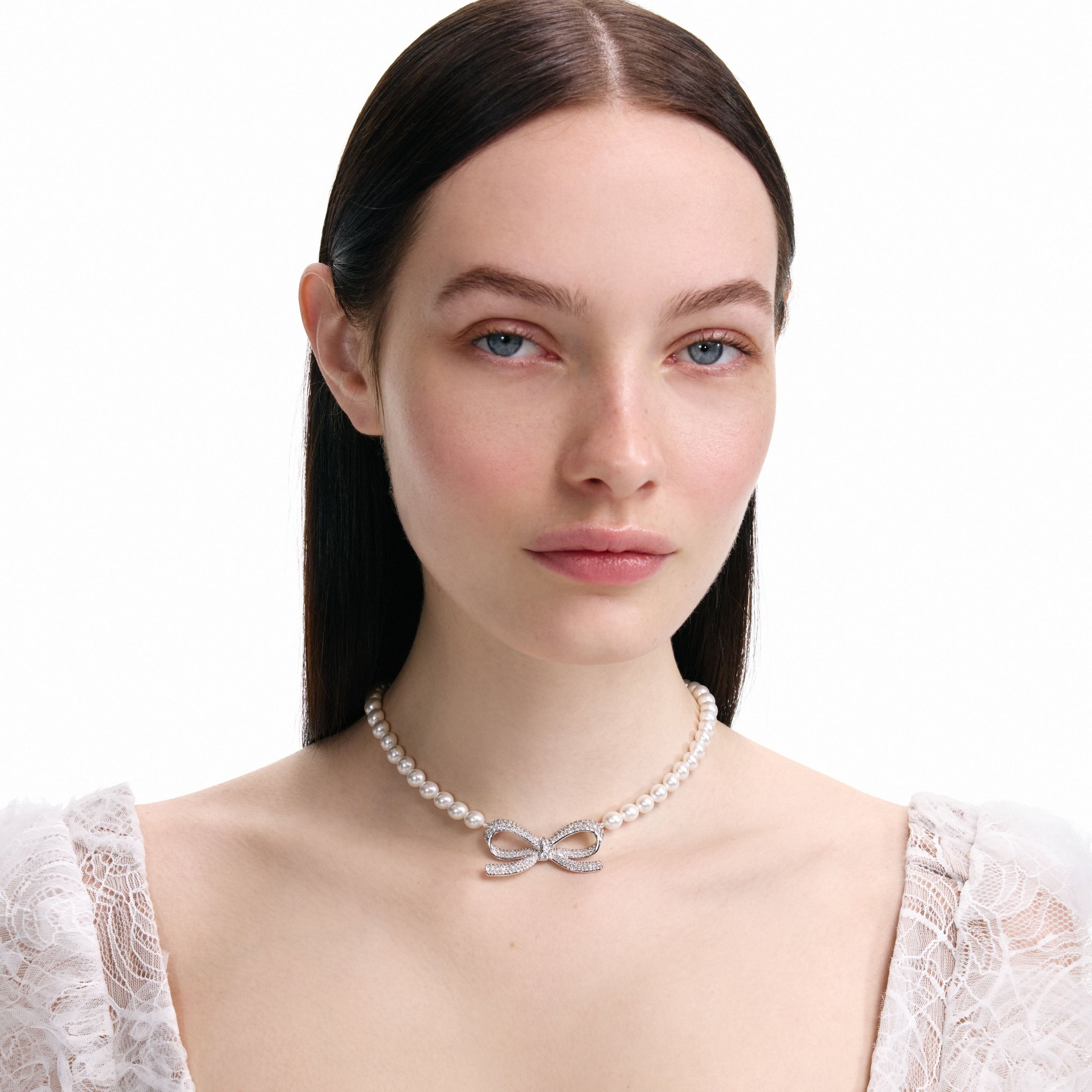 Pearl Bow Necklace - 3