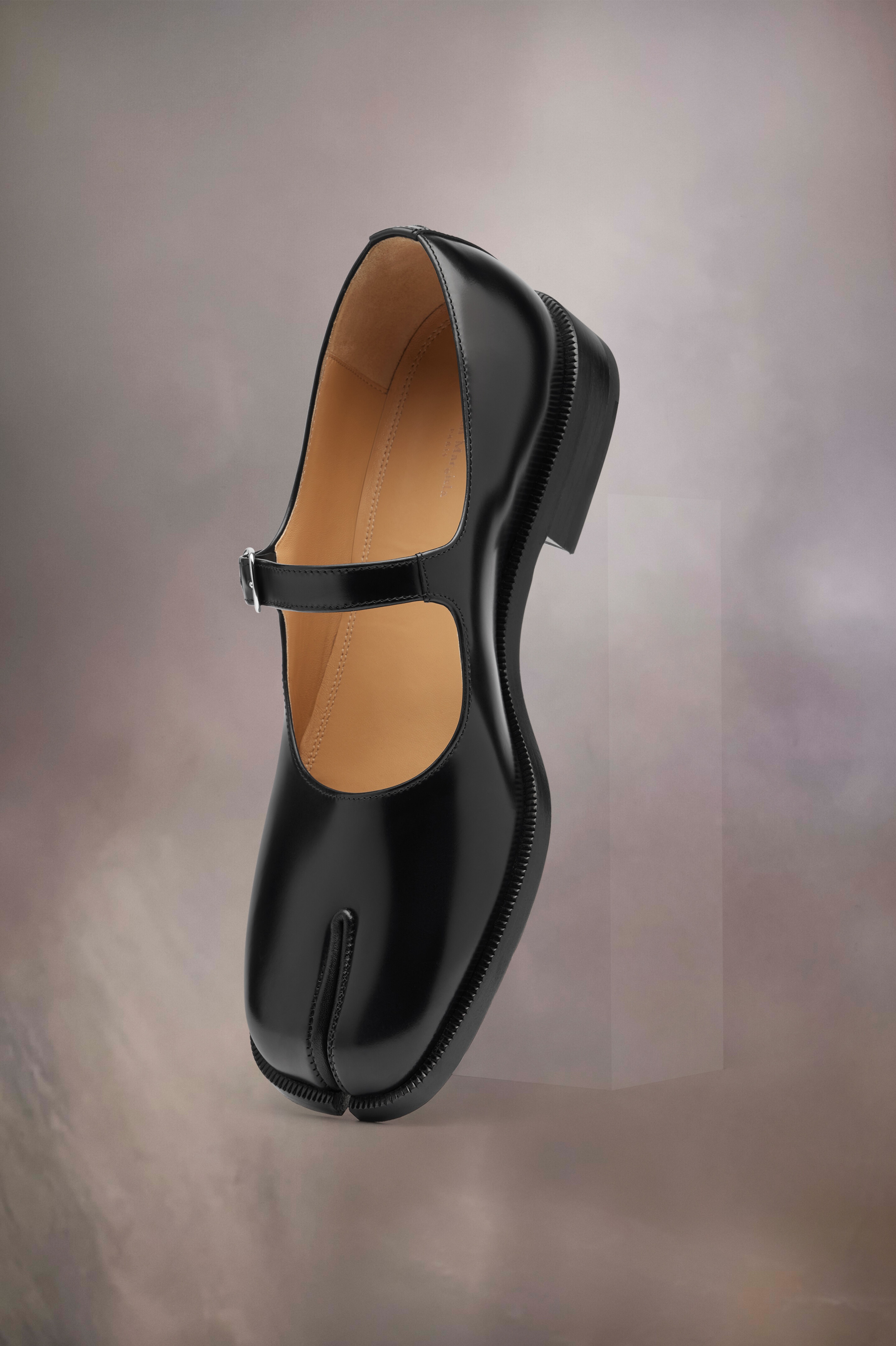 【MAISON MARGIELA】Mary-Jane Tabi 17458279_36578686_600.jpg