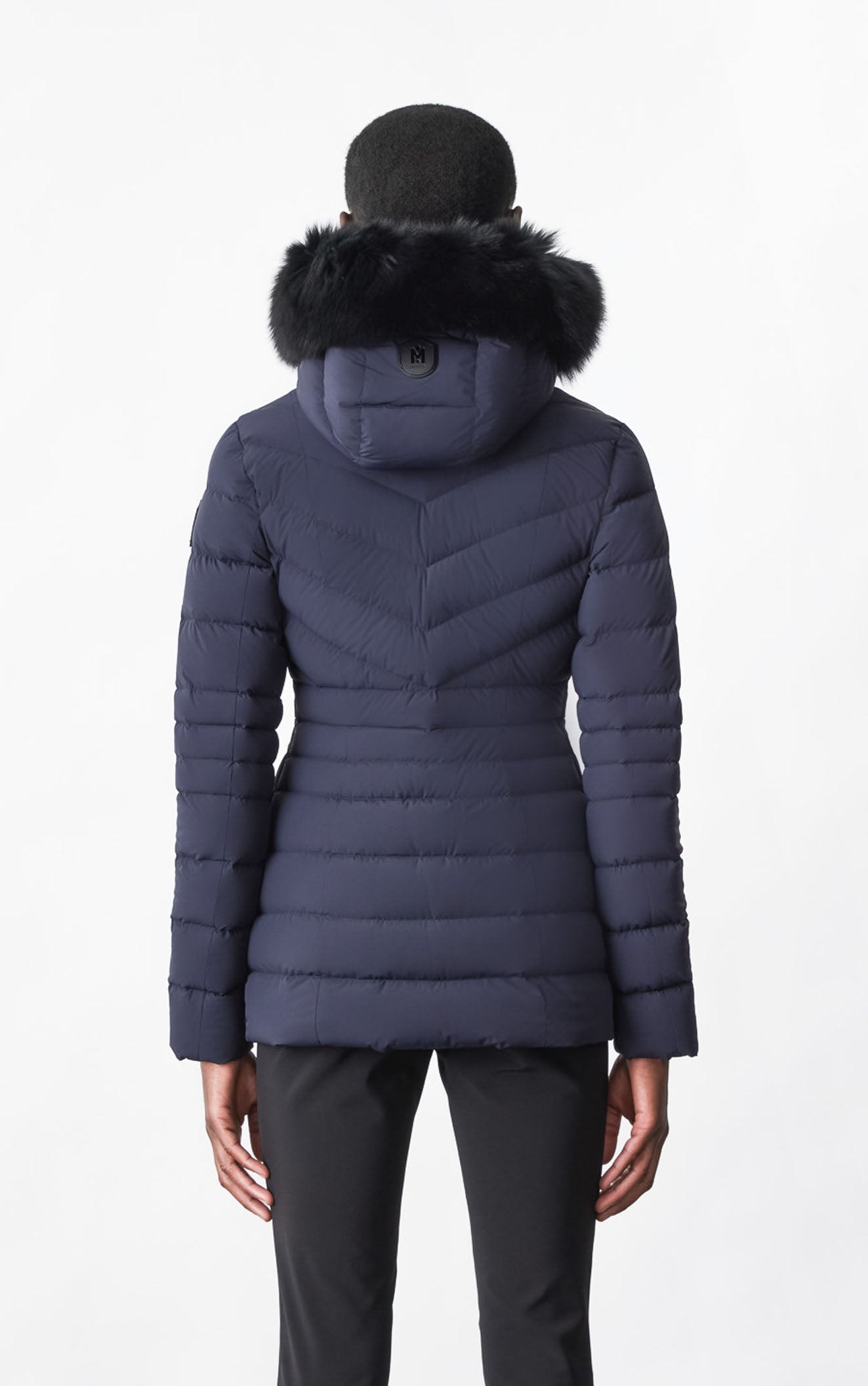PATSY Agile 360 down jacket with blue fox fur - 4