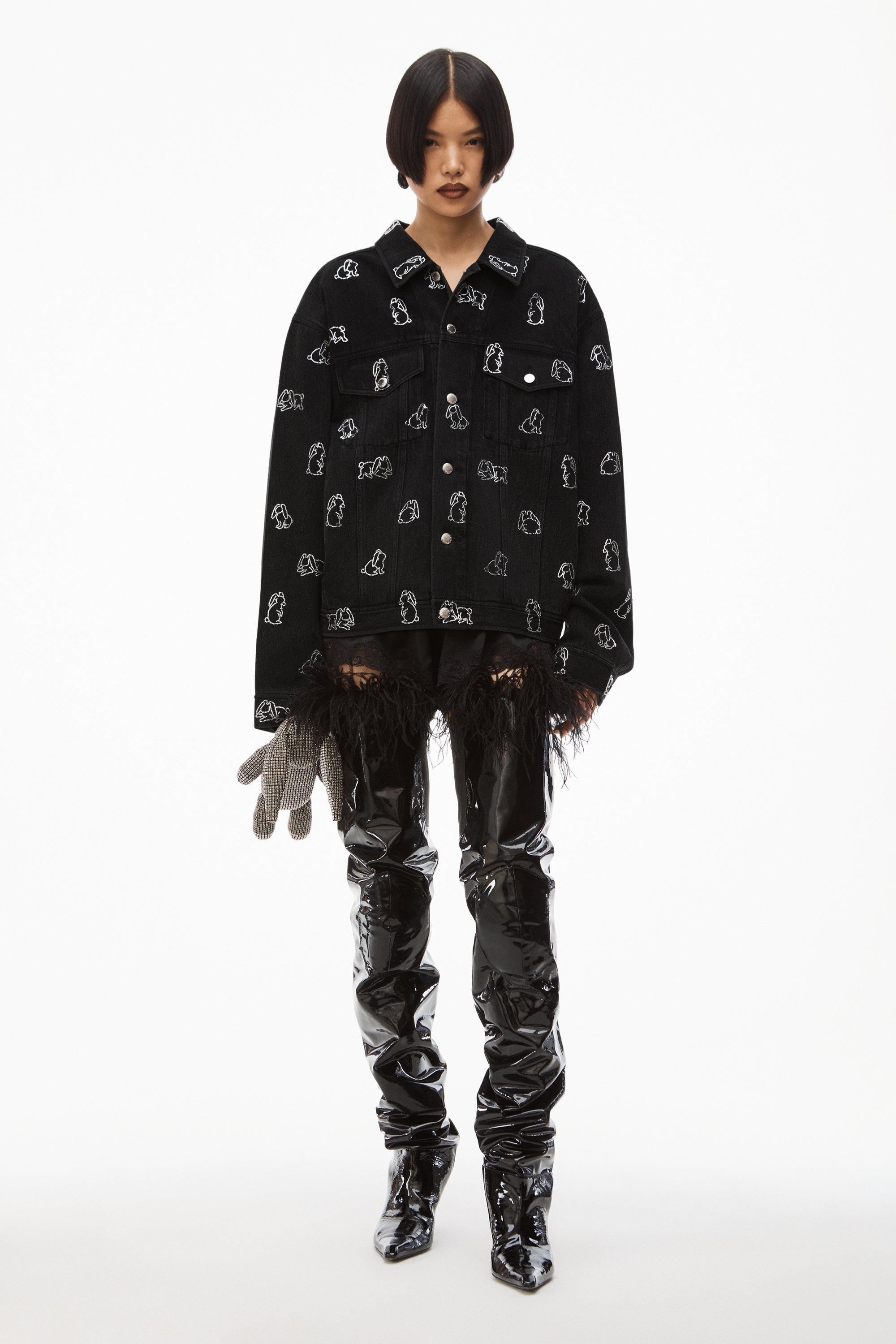 TRUCKER JACKET IN WASHED BLACK DENIM - 2