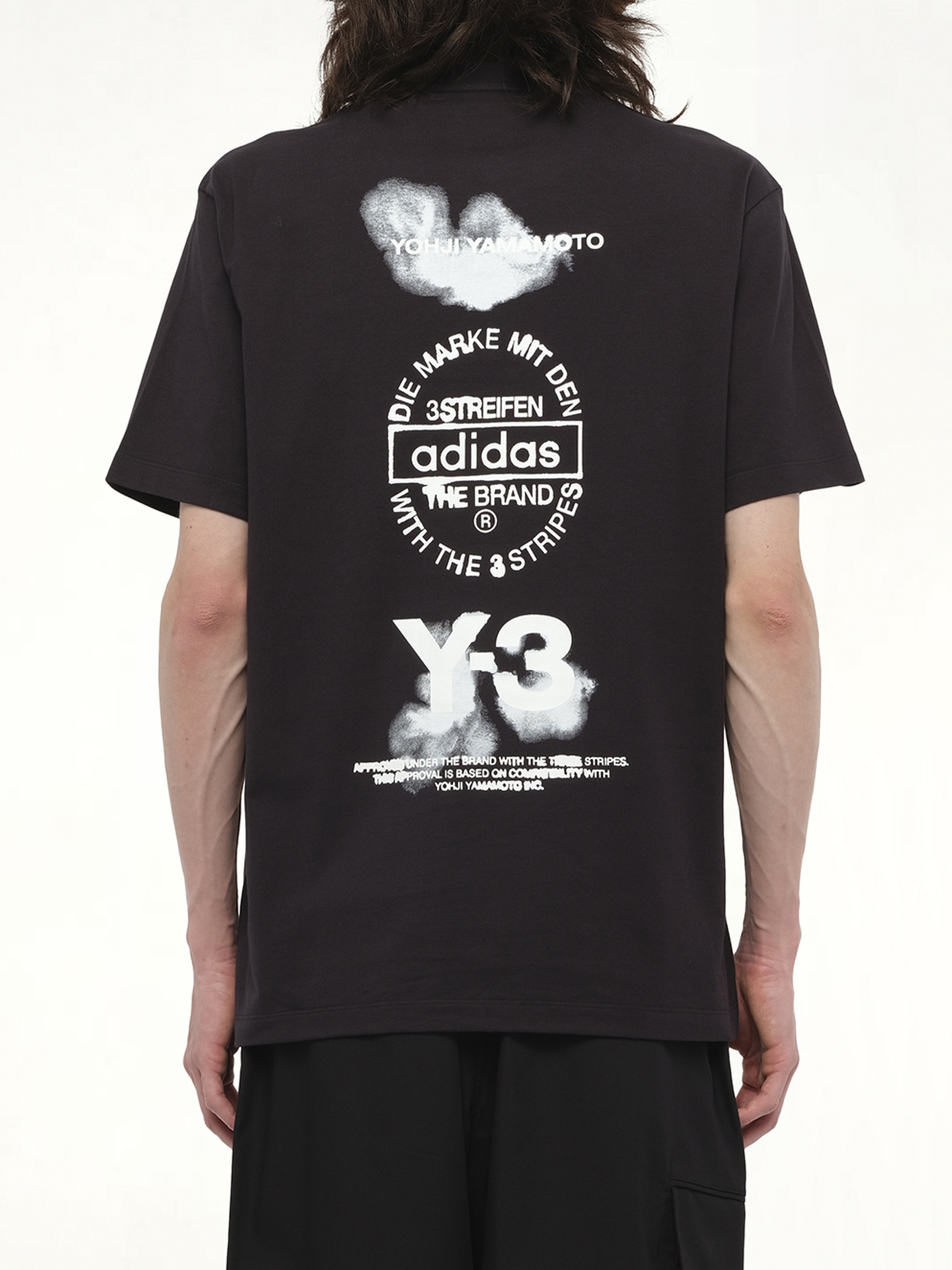Graphic Short Sleeve T-Shirt in Black - 6