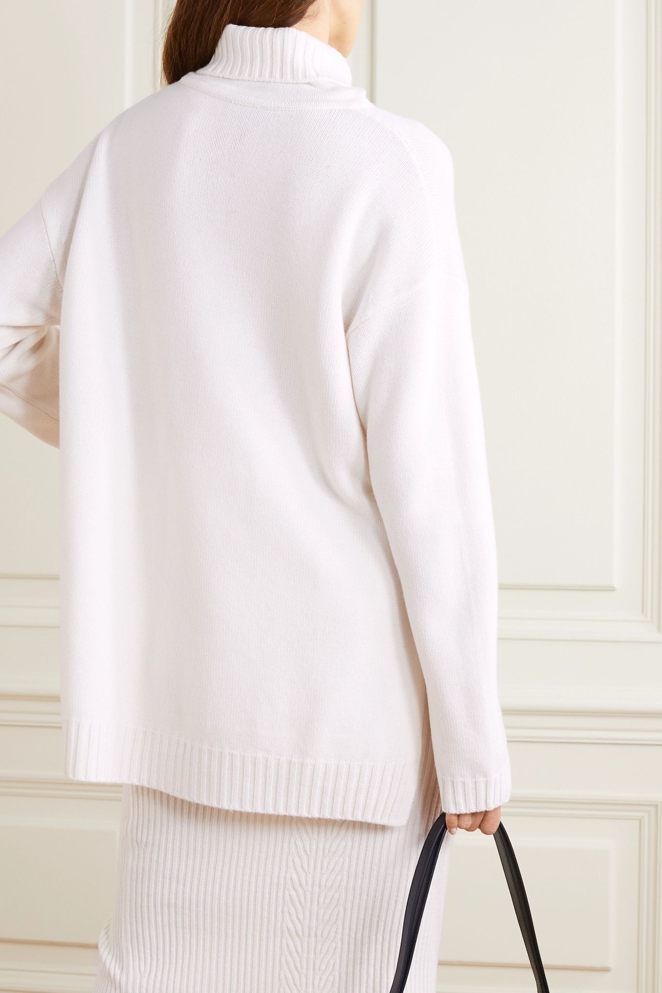 Asymmetric cashmere turtleneck sweater - 3