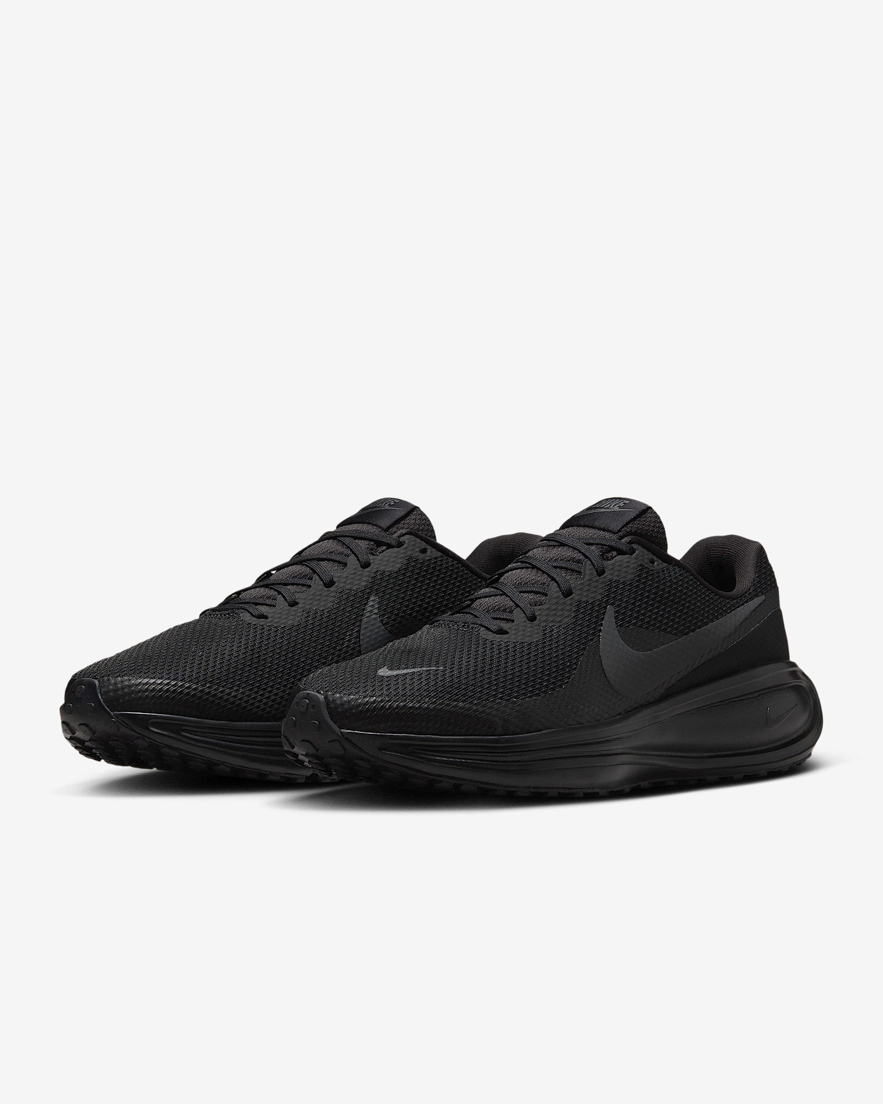 Nike Revolution 8 Men's Road Running Shoes (Extra Wide) - 5