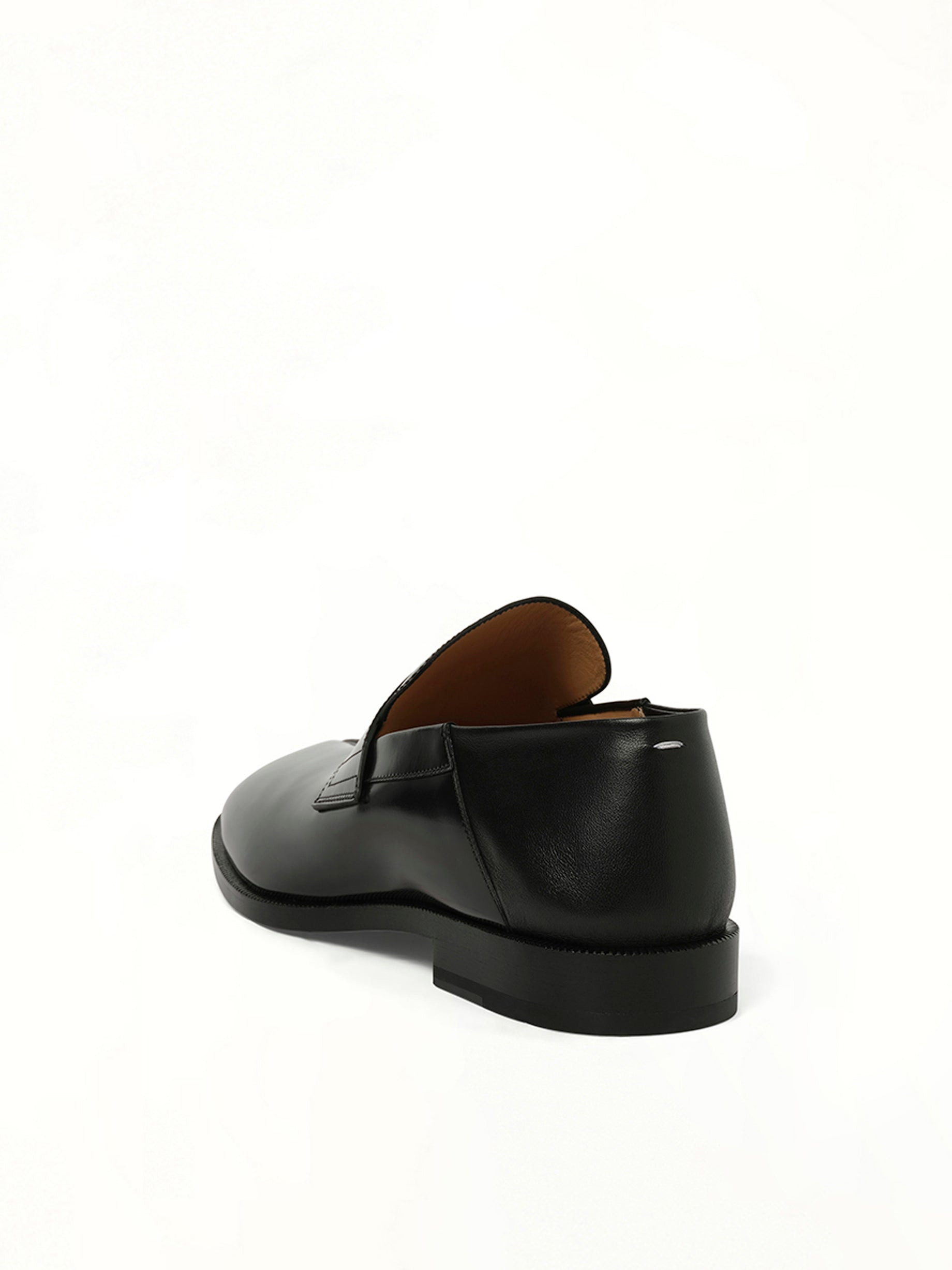 Tabi Babouche Loafers in Black - 3
