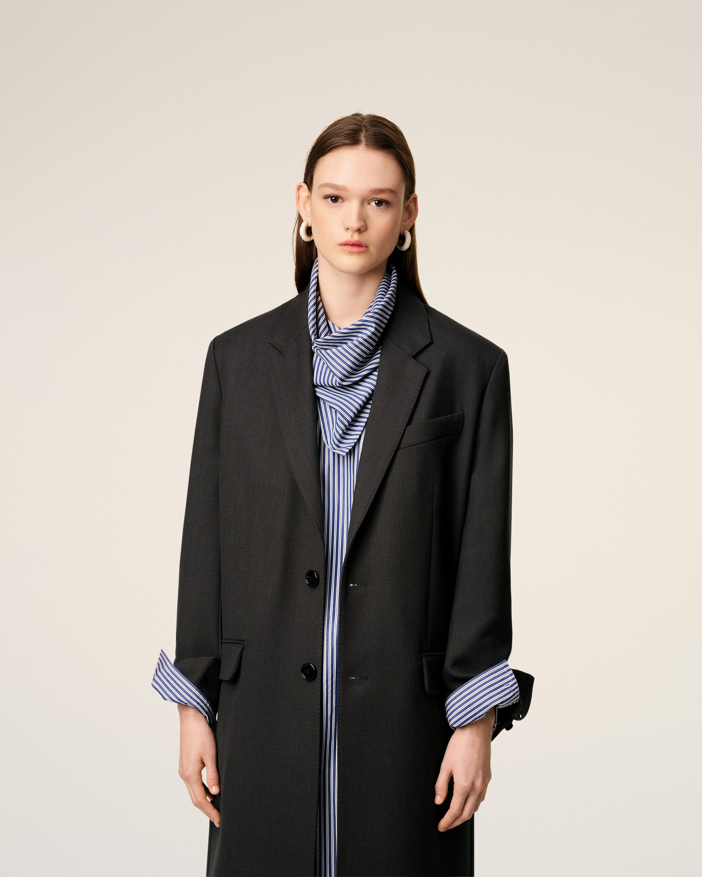 BLACK WOOL SINGLE BREASTED STRAIGHT COAT - 3