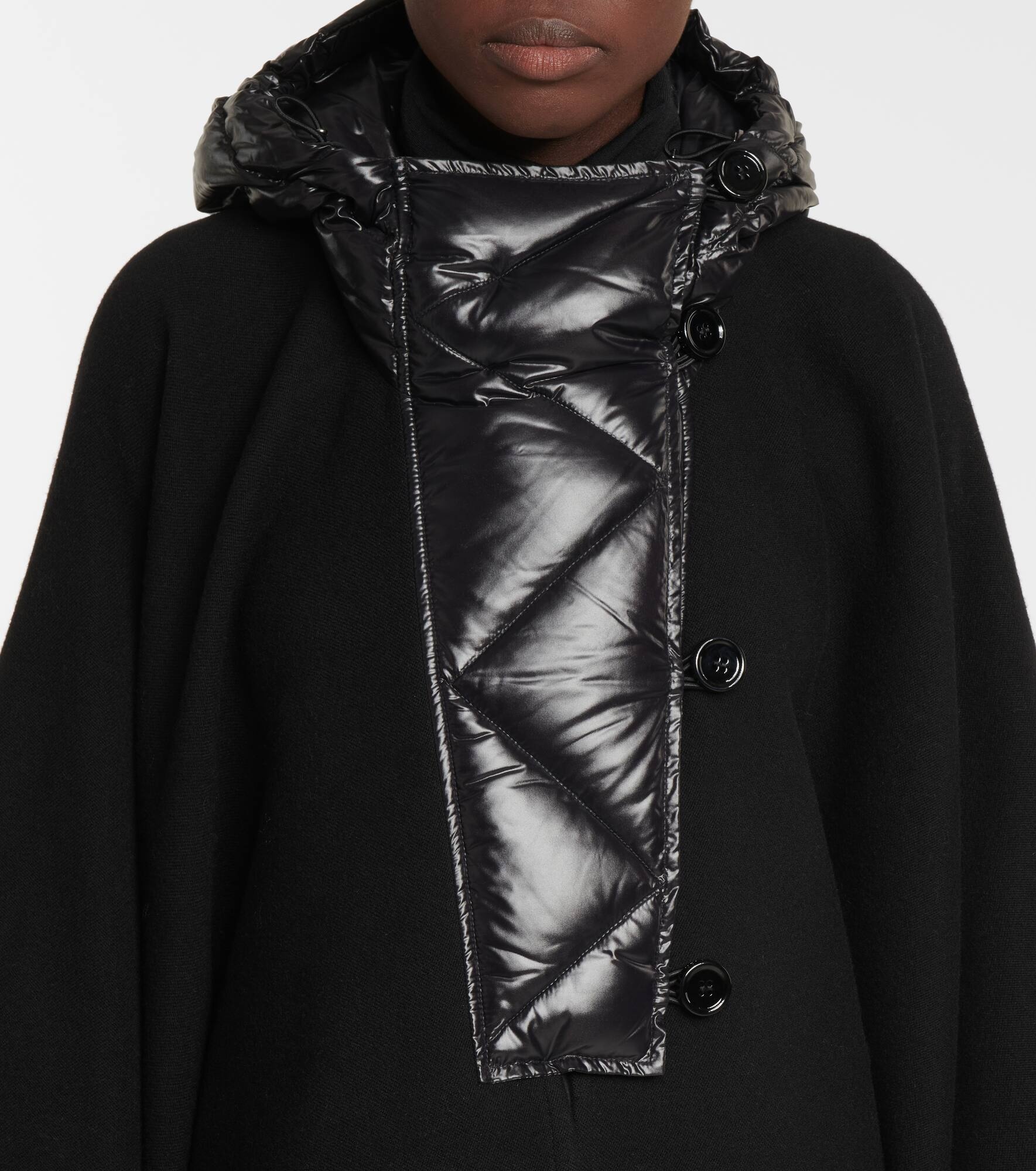 Virgin wool and nylon cape - 4