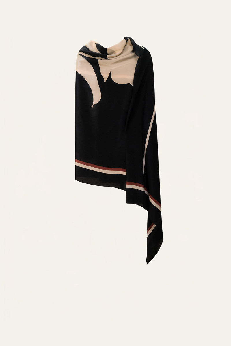 Johanna Ortiz Magnolia Silhouette Shawl outlook