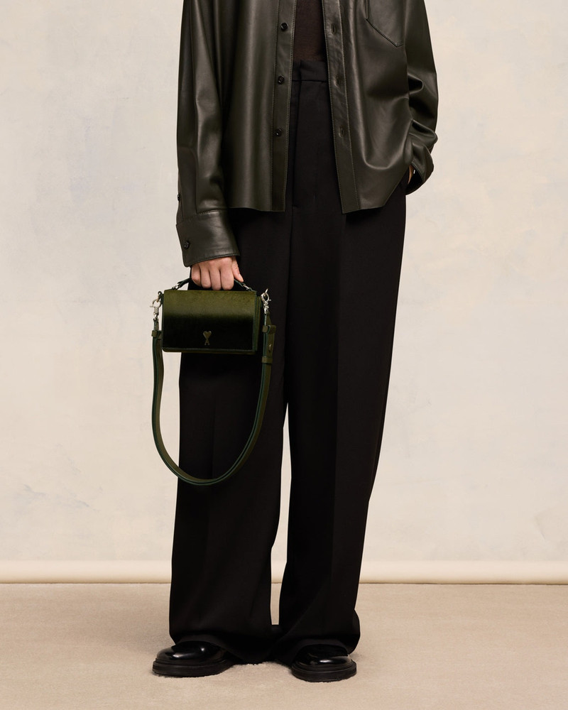 AMI Paris AMI DE COEUR LUNCH BOX BAG outlook