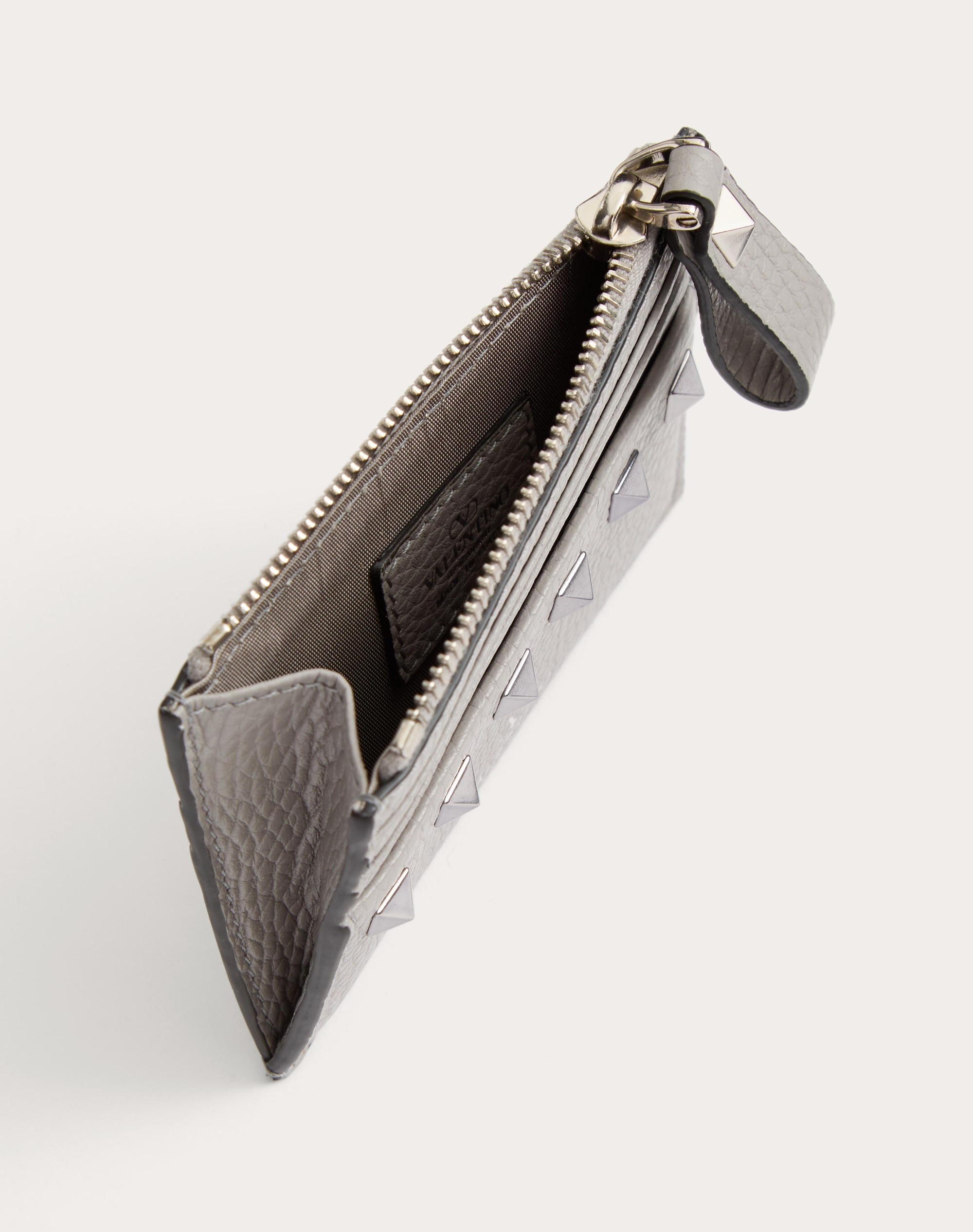 ROCKSTUD GRAINY CALFSKIN CARDHOLDER WITH ZIPPER - 5