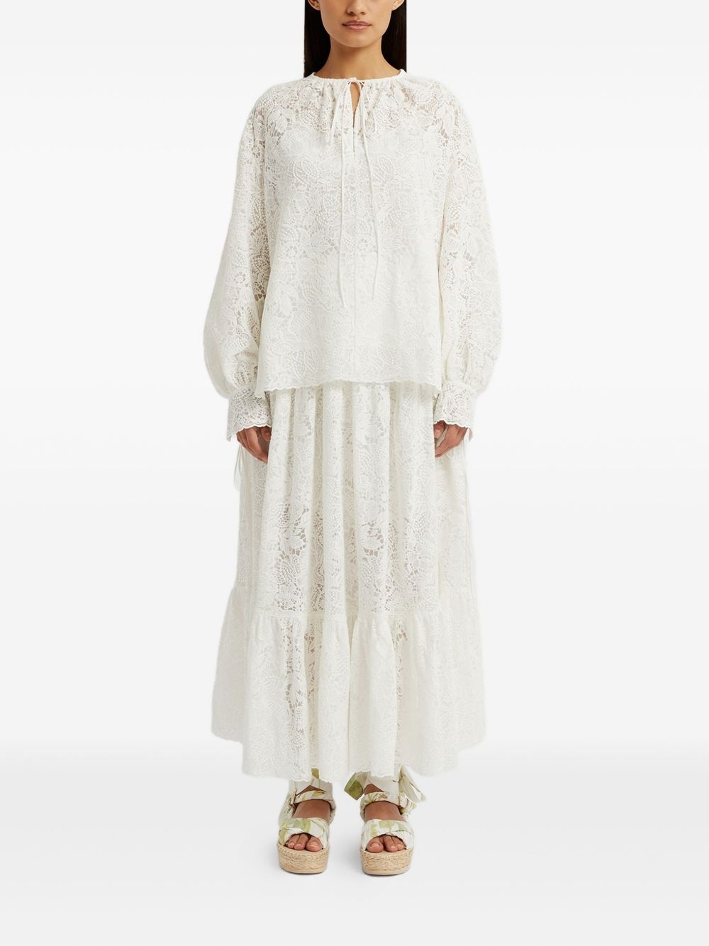 floral-embroidered blouse - 7