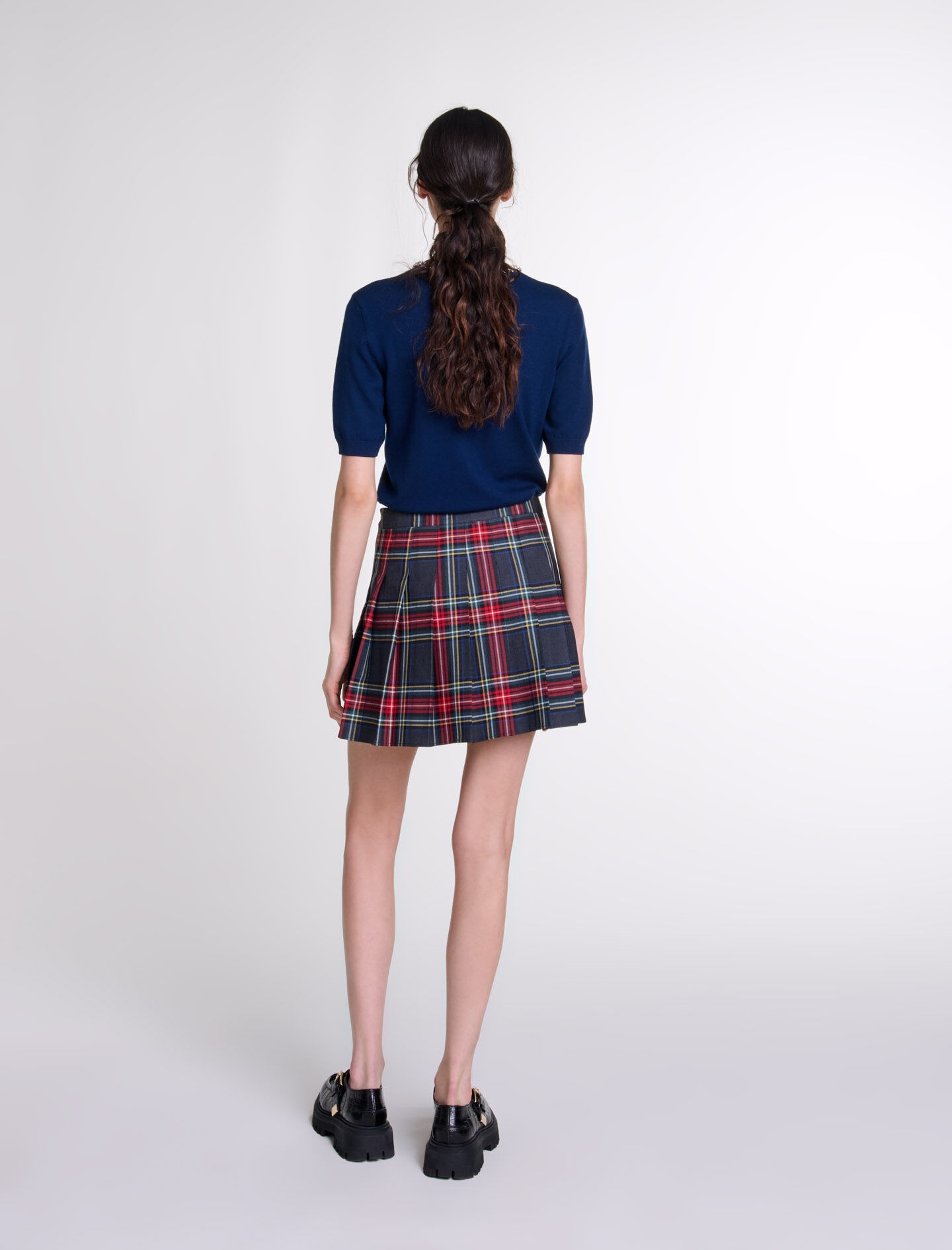 Knit crop jumper with rhinestones - 4