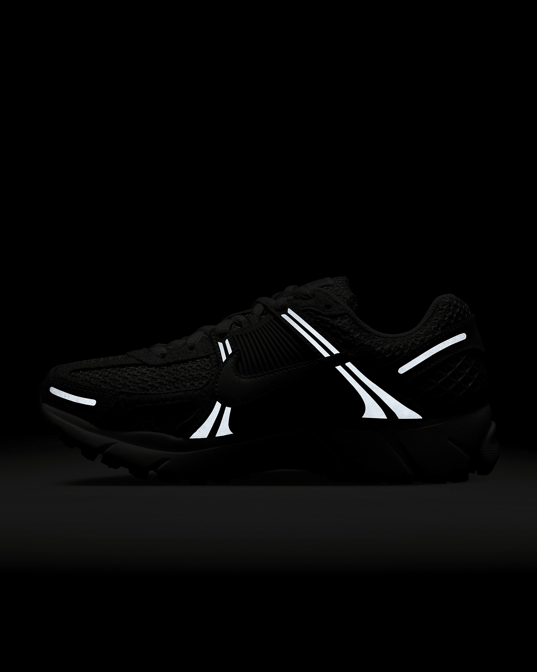 Nike Zoom Vomero 5 Women's Shoes - 13