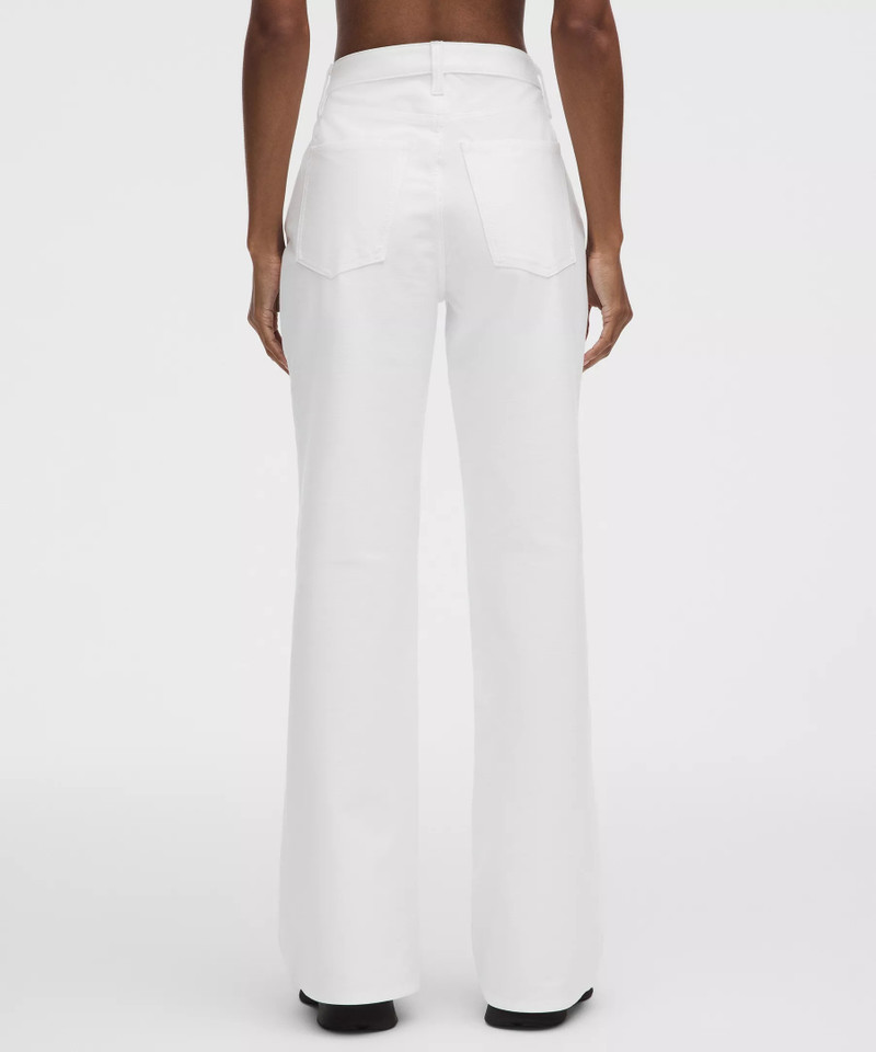 EasyFive High-Rise Subtle-Flare Pant *Short 3