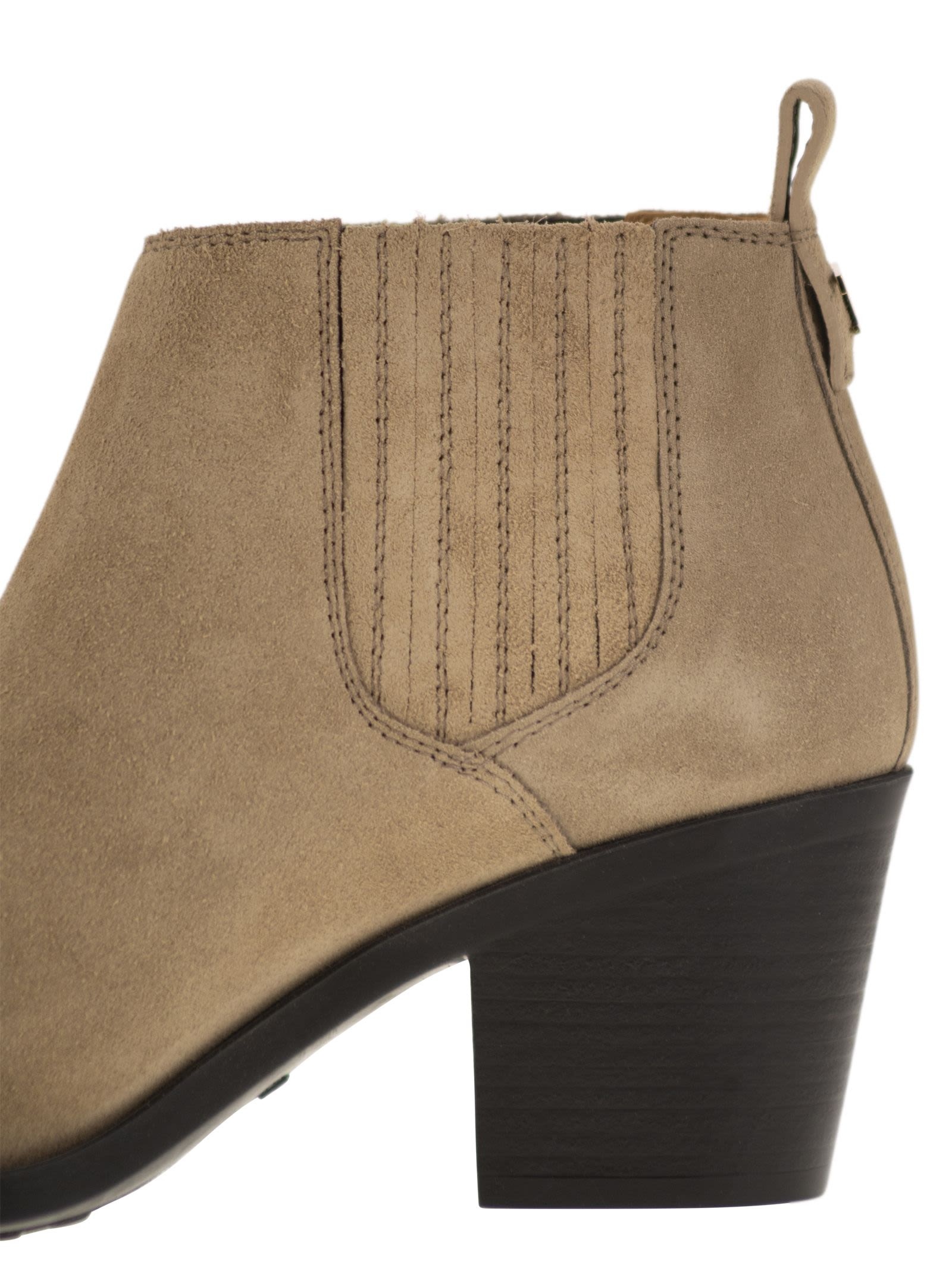 Tod's Women Suede Boot - 7