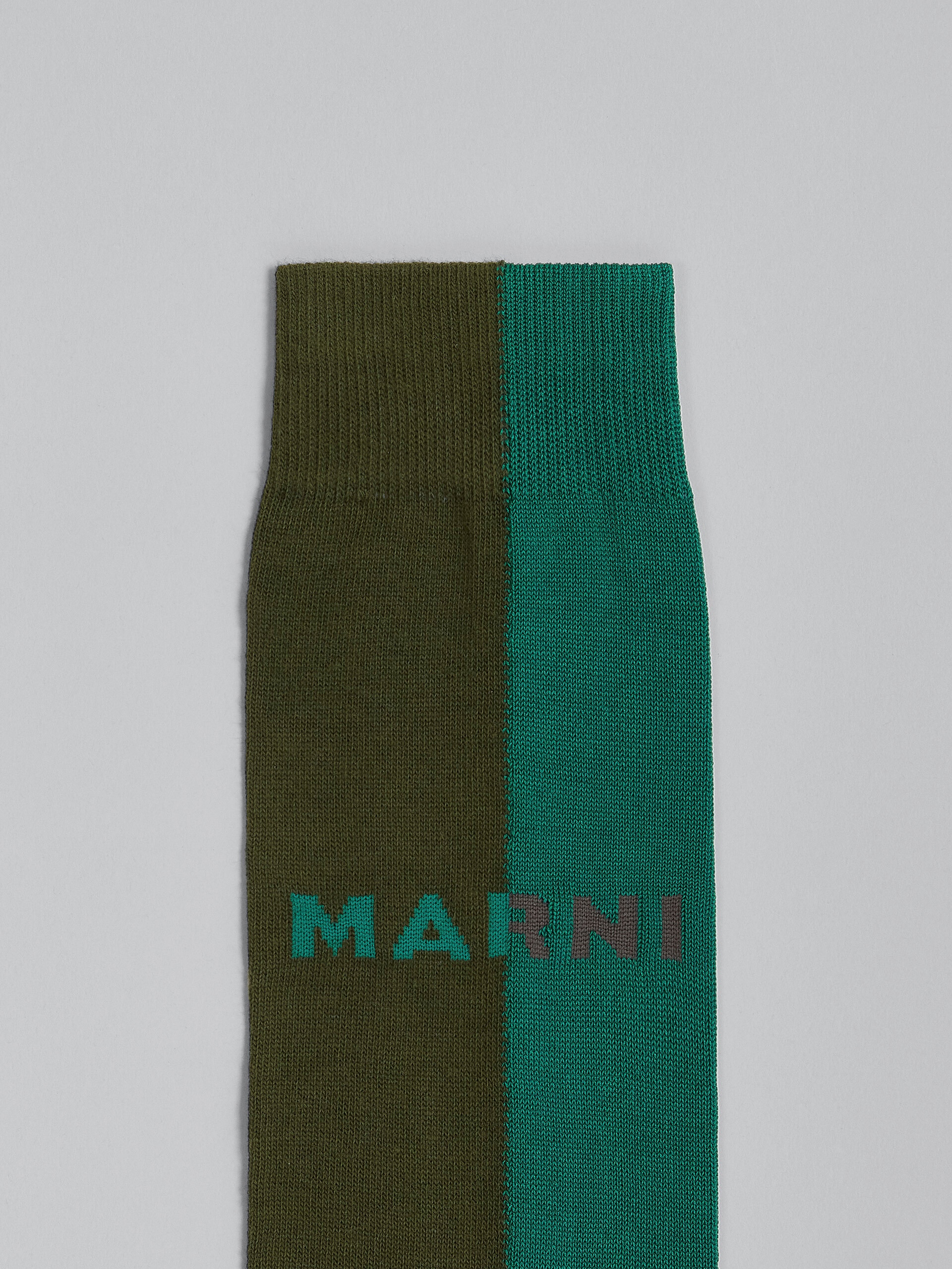 GREEN BI-COLOURED COTTON AND NYLON SOCKS - 3