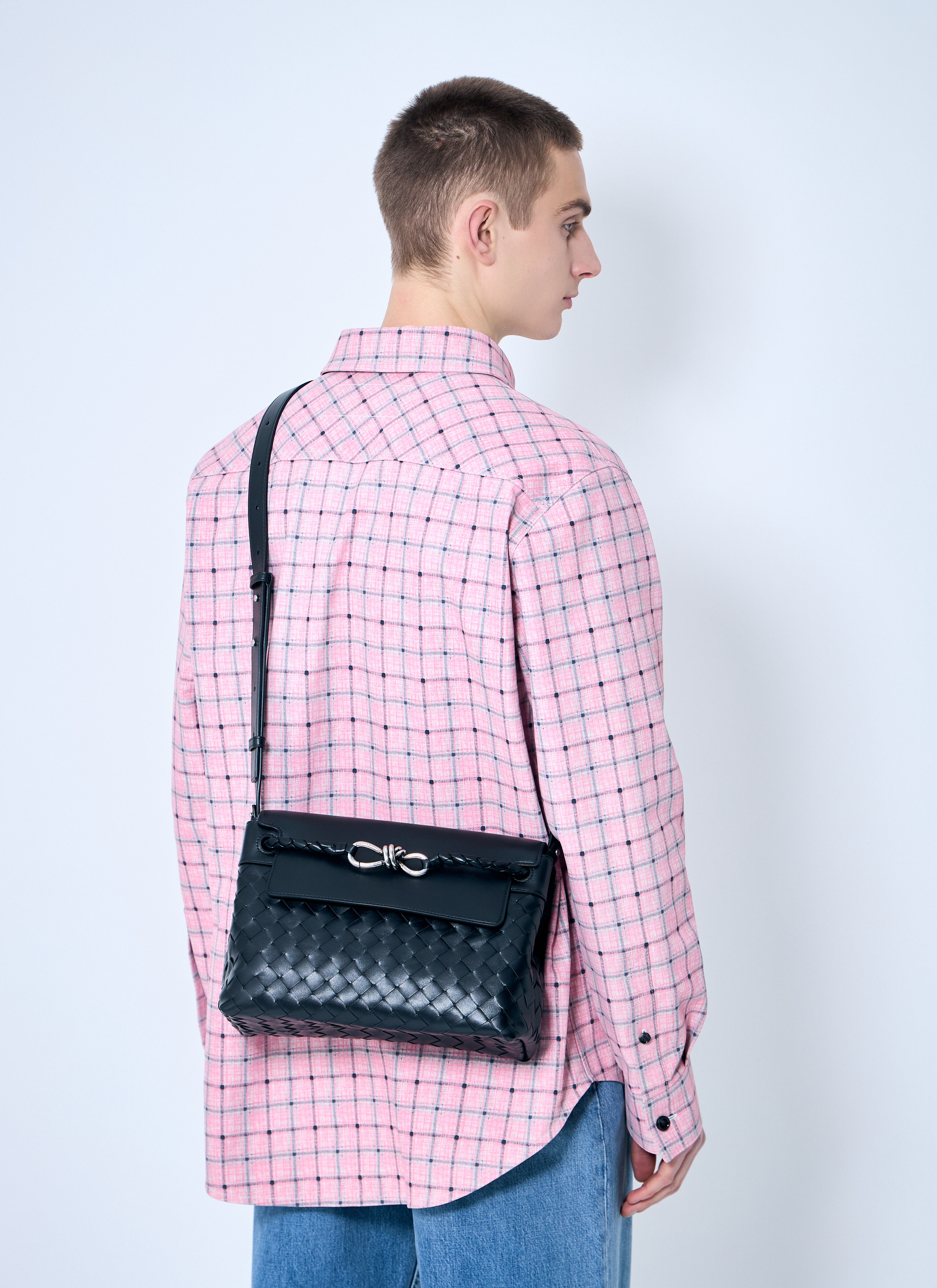 Bottega Veneta Small Andiamo Messenger Bag | lncc | REVERSIBLE