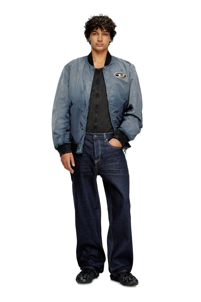 Diesel RELAXED JEANS 2001 D-MACRO 0GRDV outlook