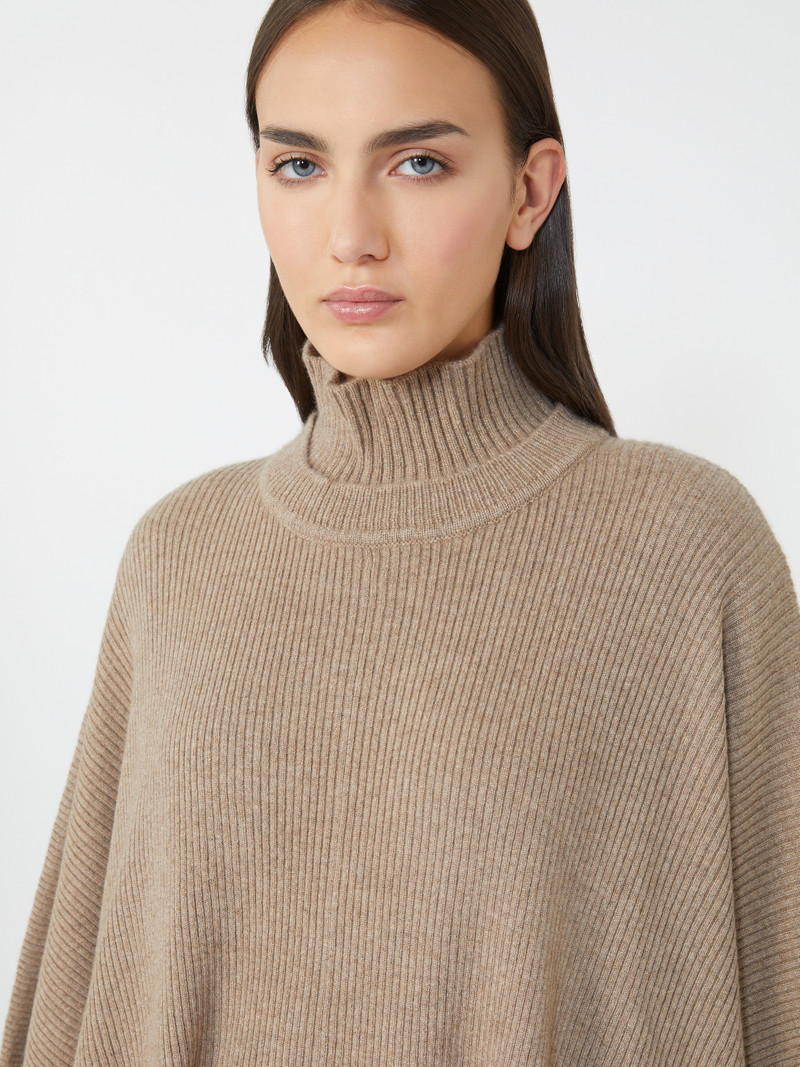 CITRATO Cashmere cape 4