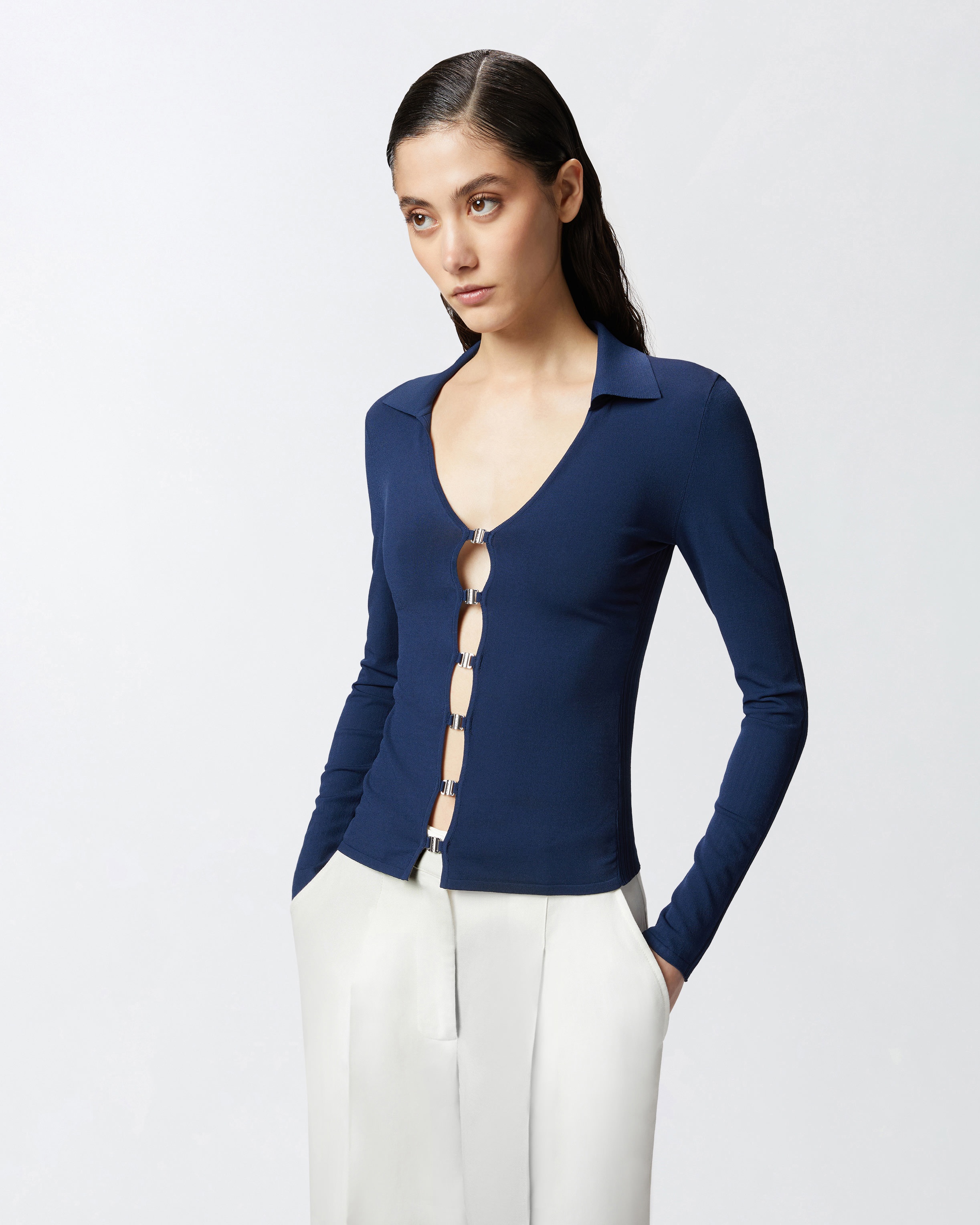LONG-SLEEVED SWEATER WITH WIDE NECKLINE - 2