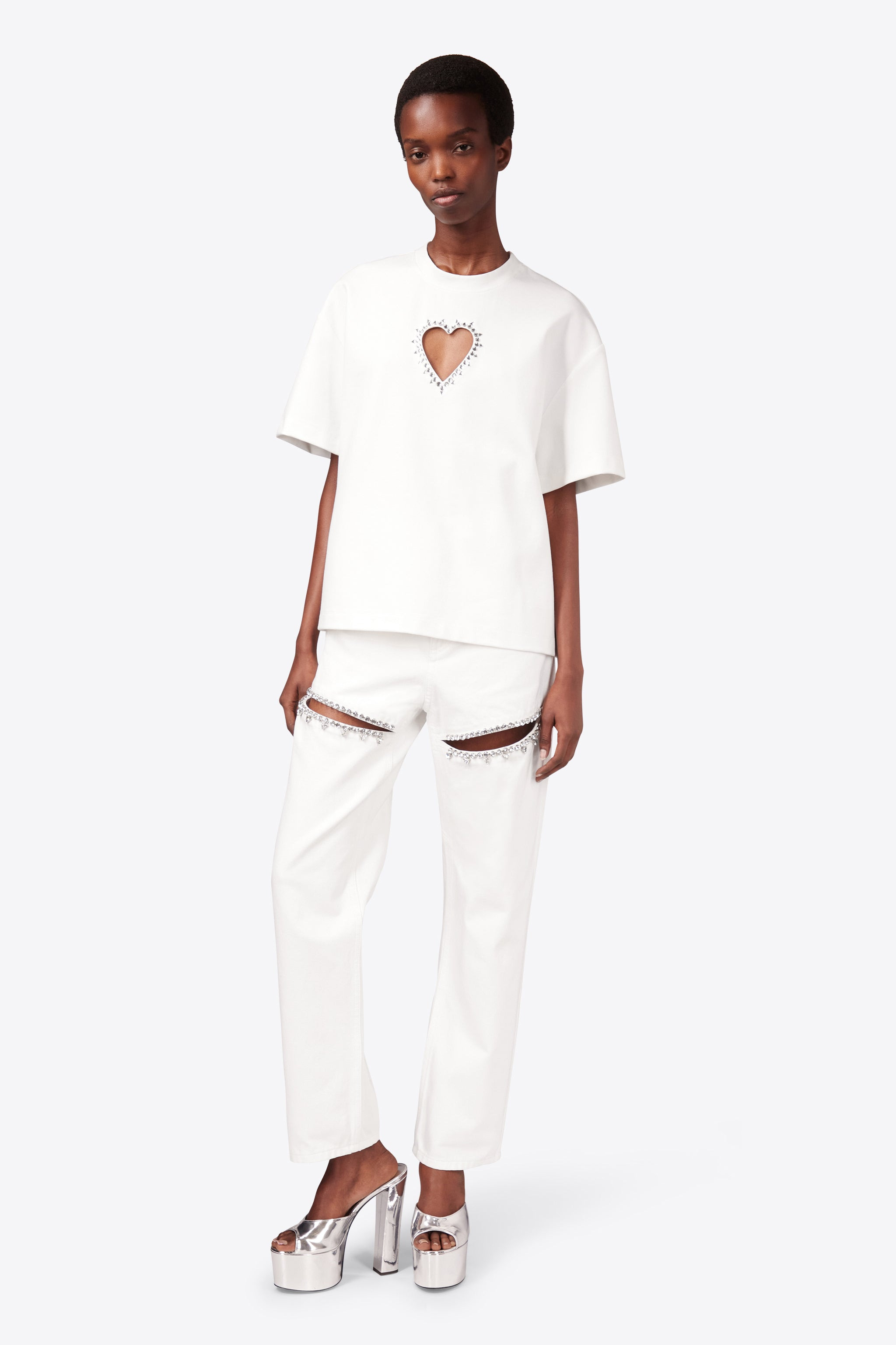 CRYSTAL HEART CUTOUT RELAXED T-SHIRT - 4