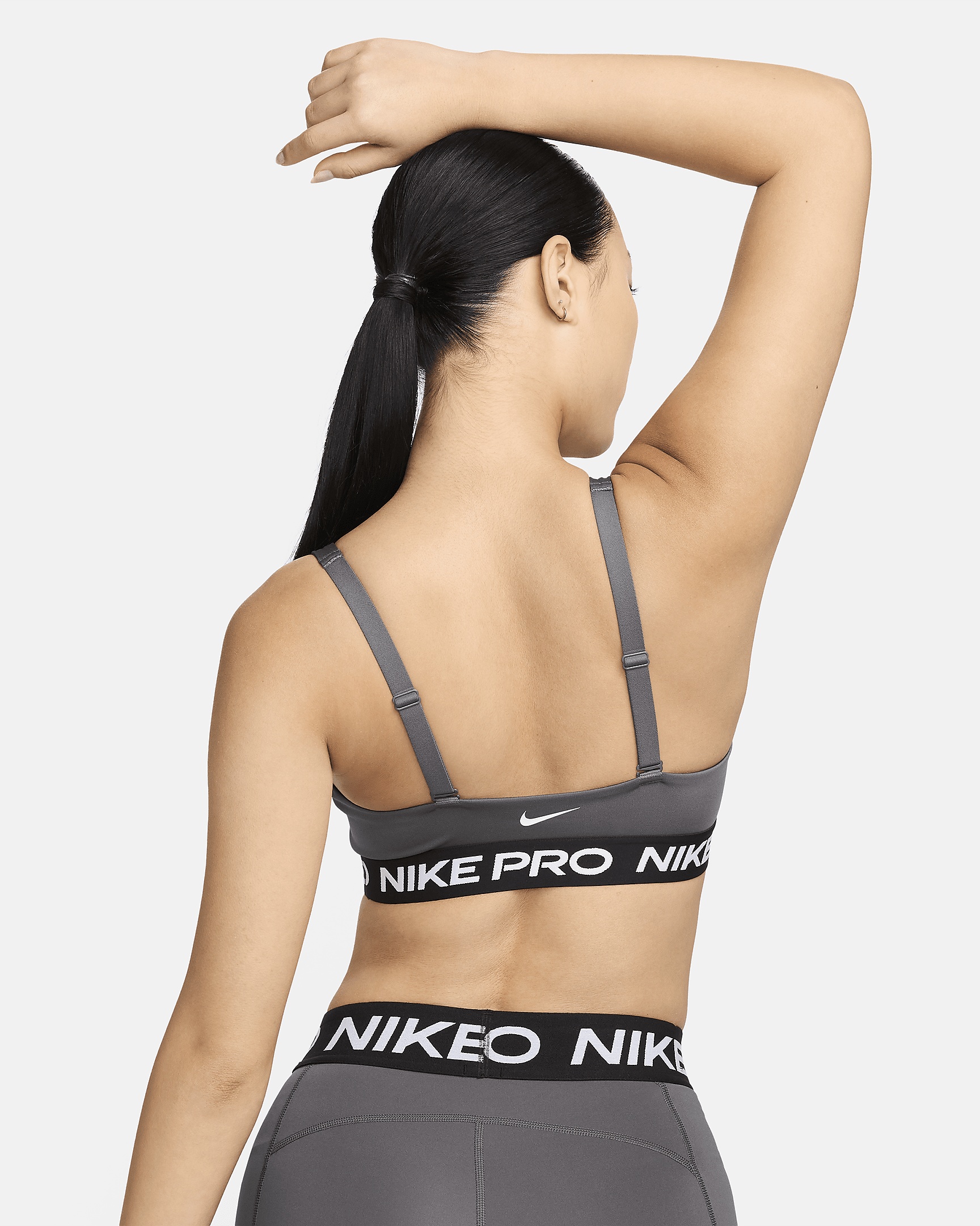 Nike Pro Indy Plunge Women's Medium-Support Padded Sports Bra - 2