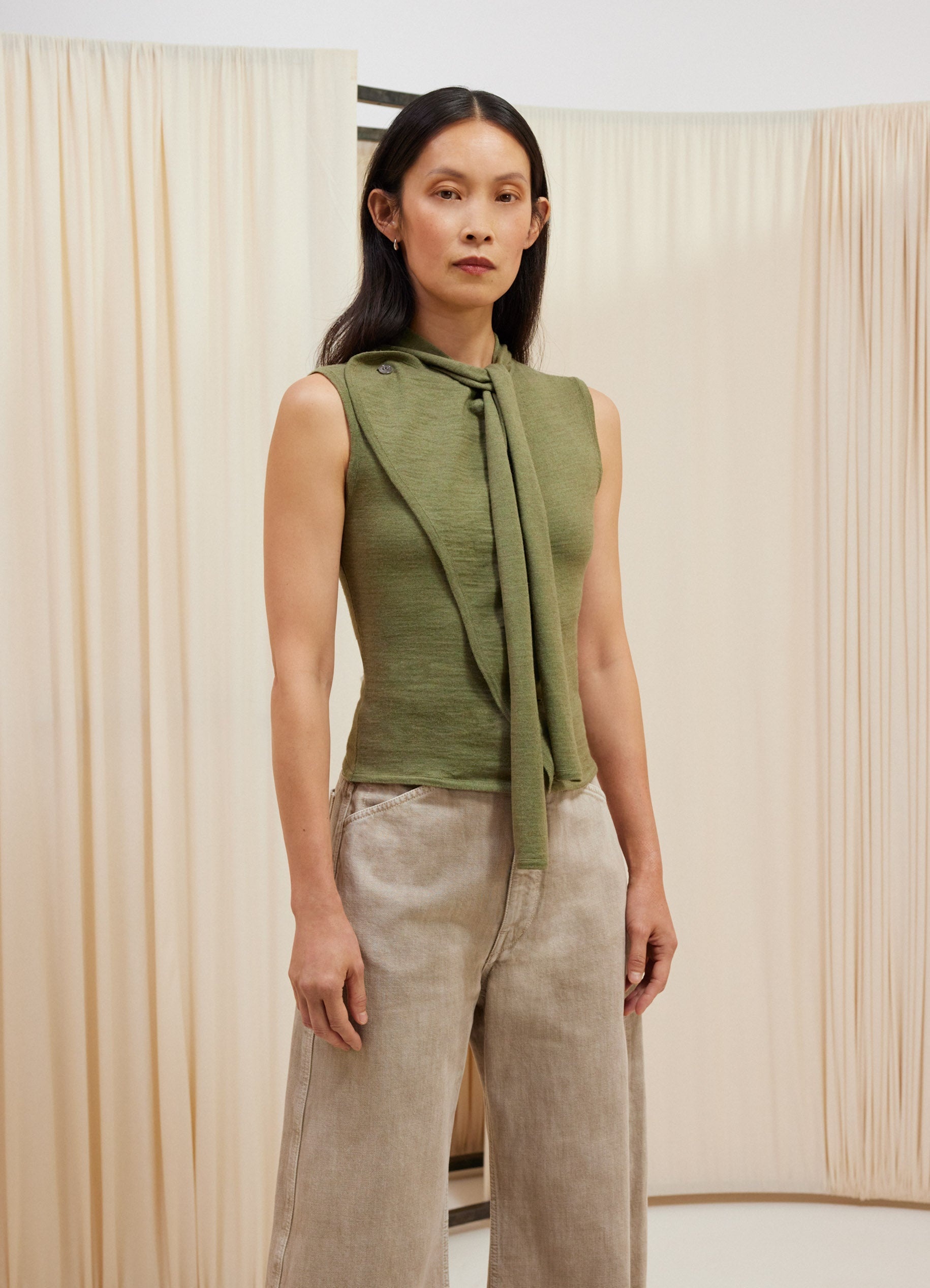 ASYMMETRICAL SLEEVELESS CARDIGAN - 2