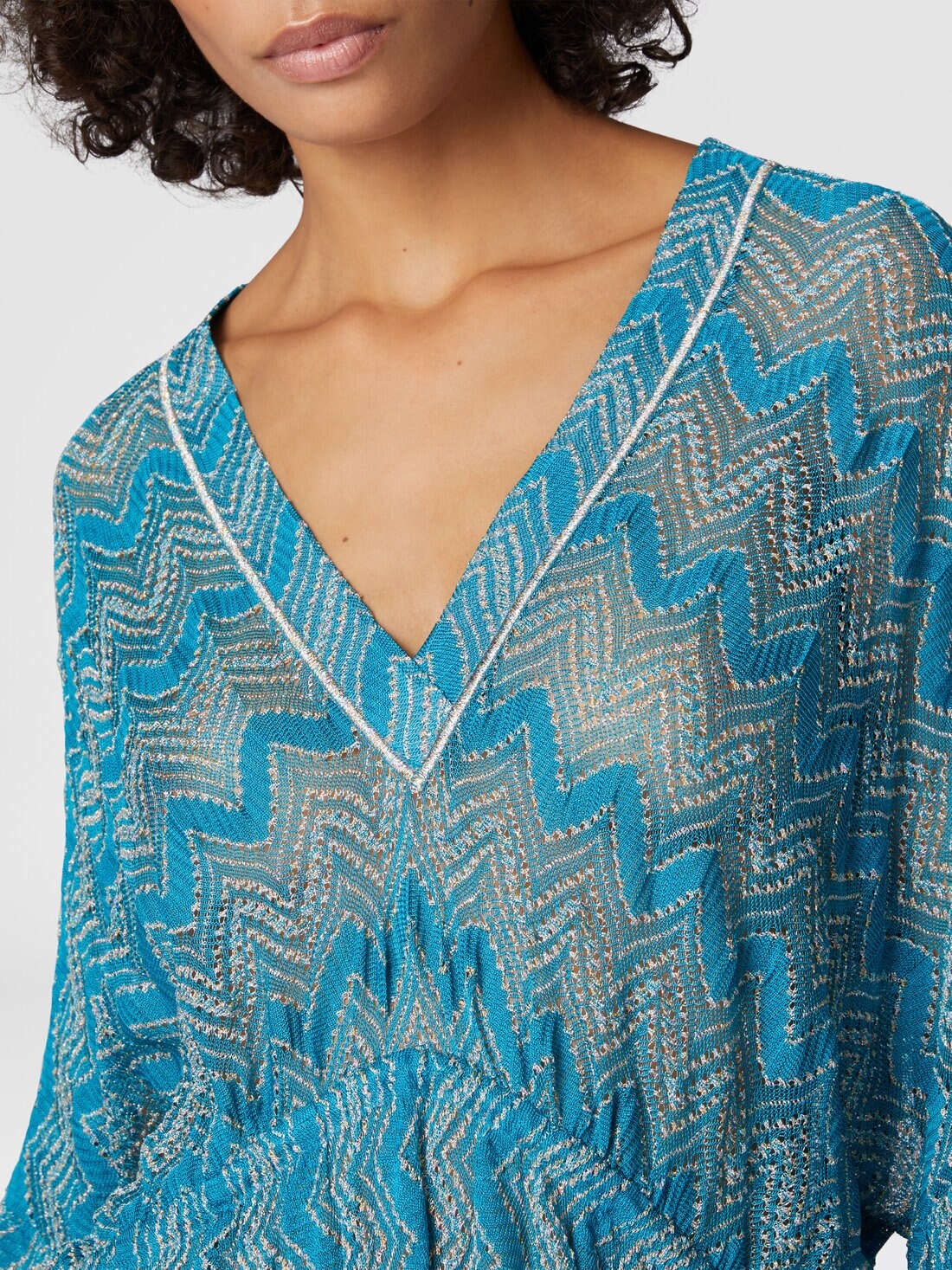 Cover-up dress in zig zag lamé viscose with wide sleeves - 5