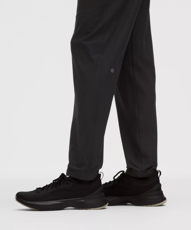 Knit-Warm-Up-Jogger-Regular 7