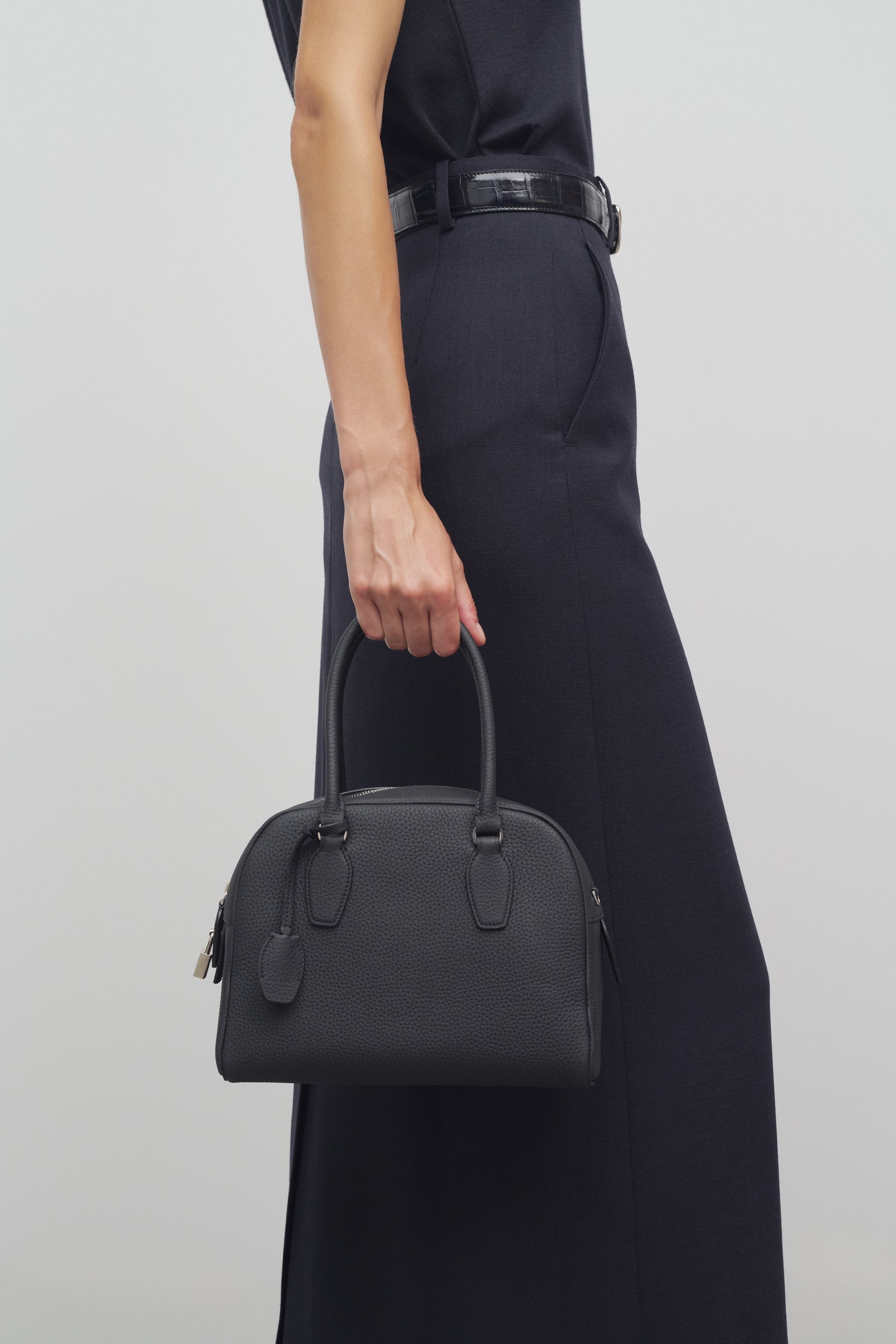 India 10.00 Bag in Leather - 5