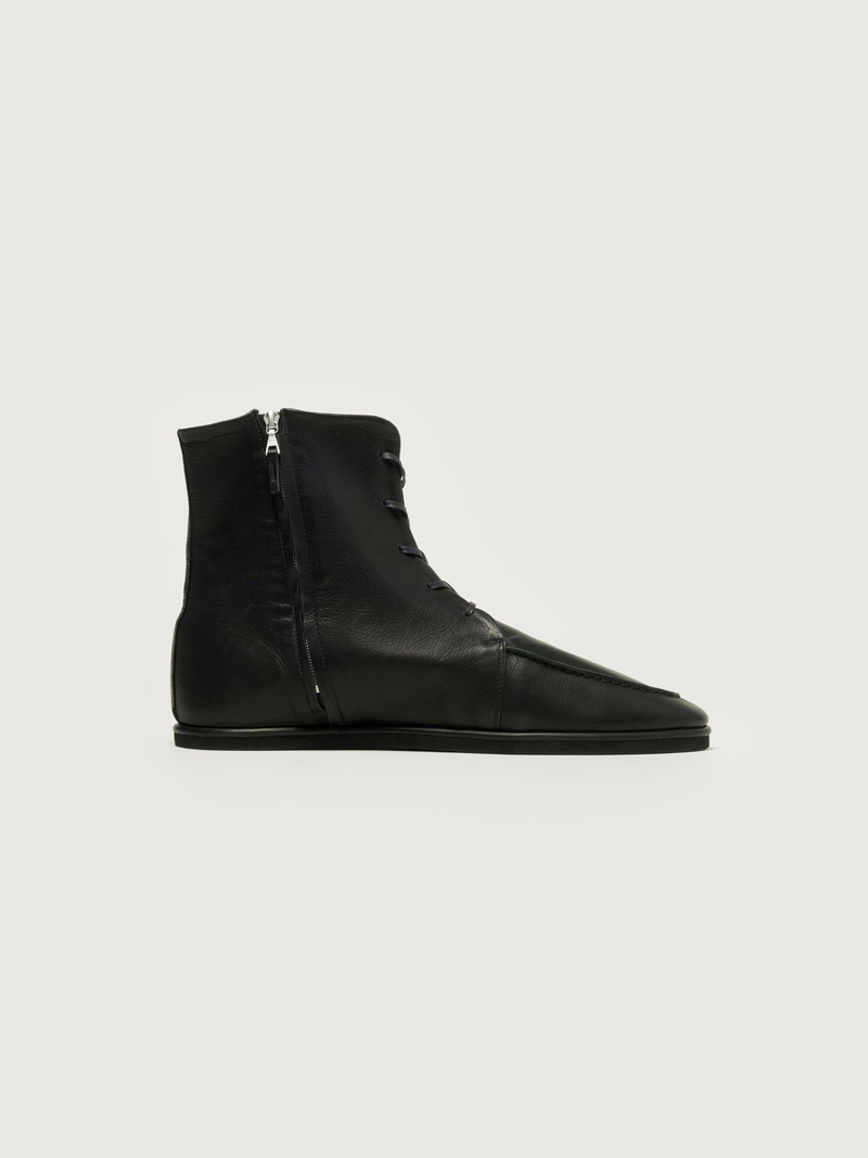 SOFT LEATHER LACE-UP BOOTS 3