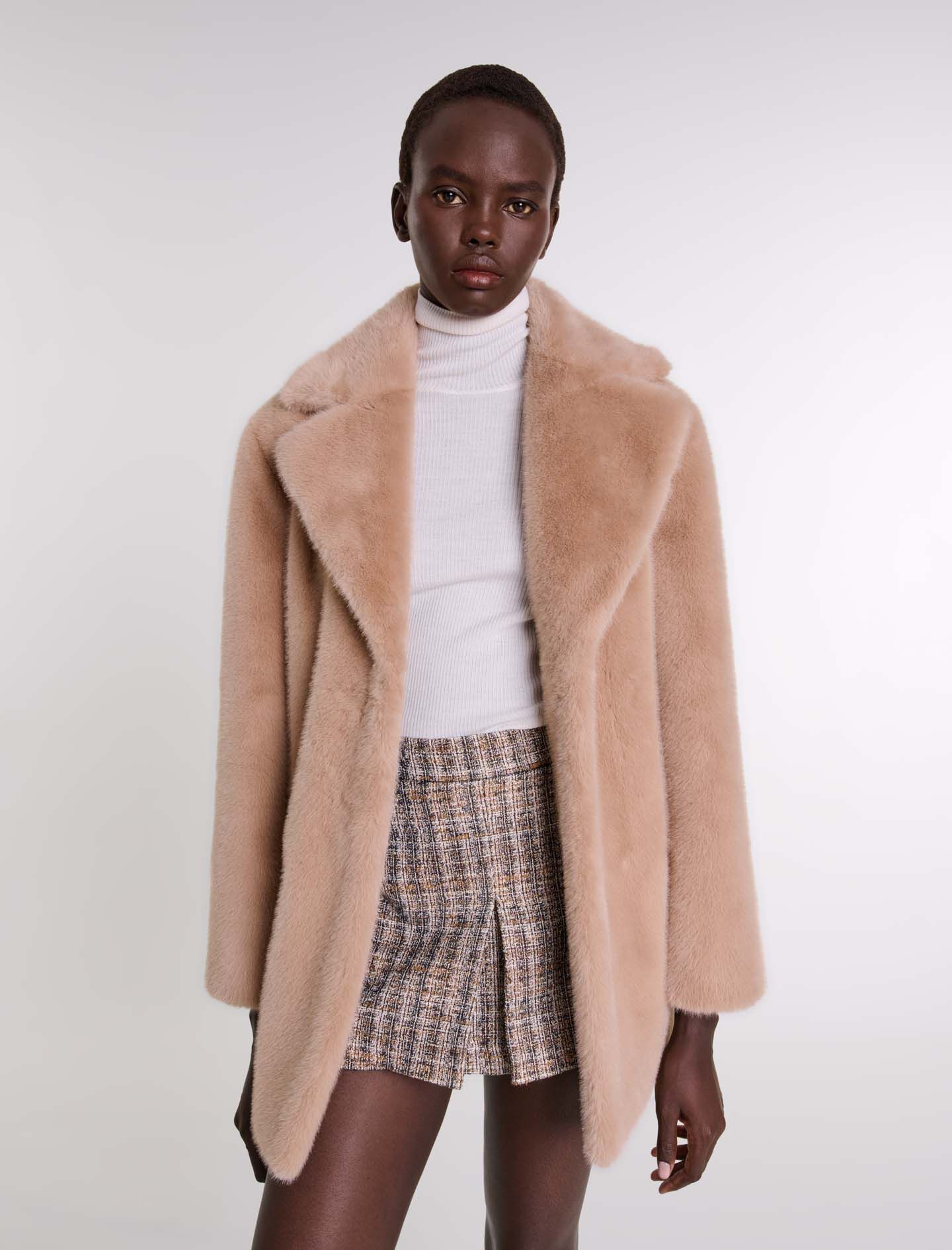 Faux fur coat - 5