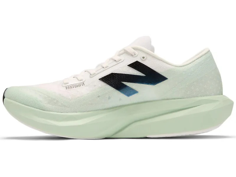 New Balance FuelCell Rebel v4 - 2