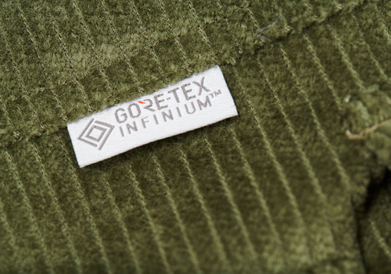 GORE-TEX INFINIUM CORDUROY VEST GREEN 8