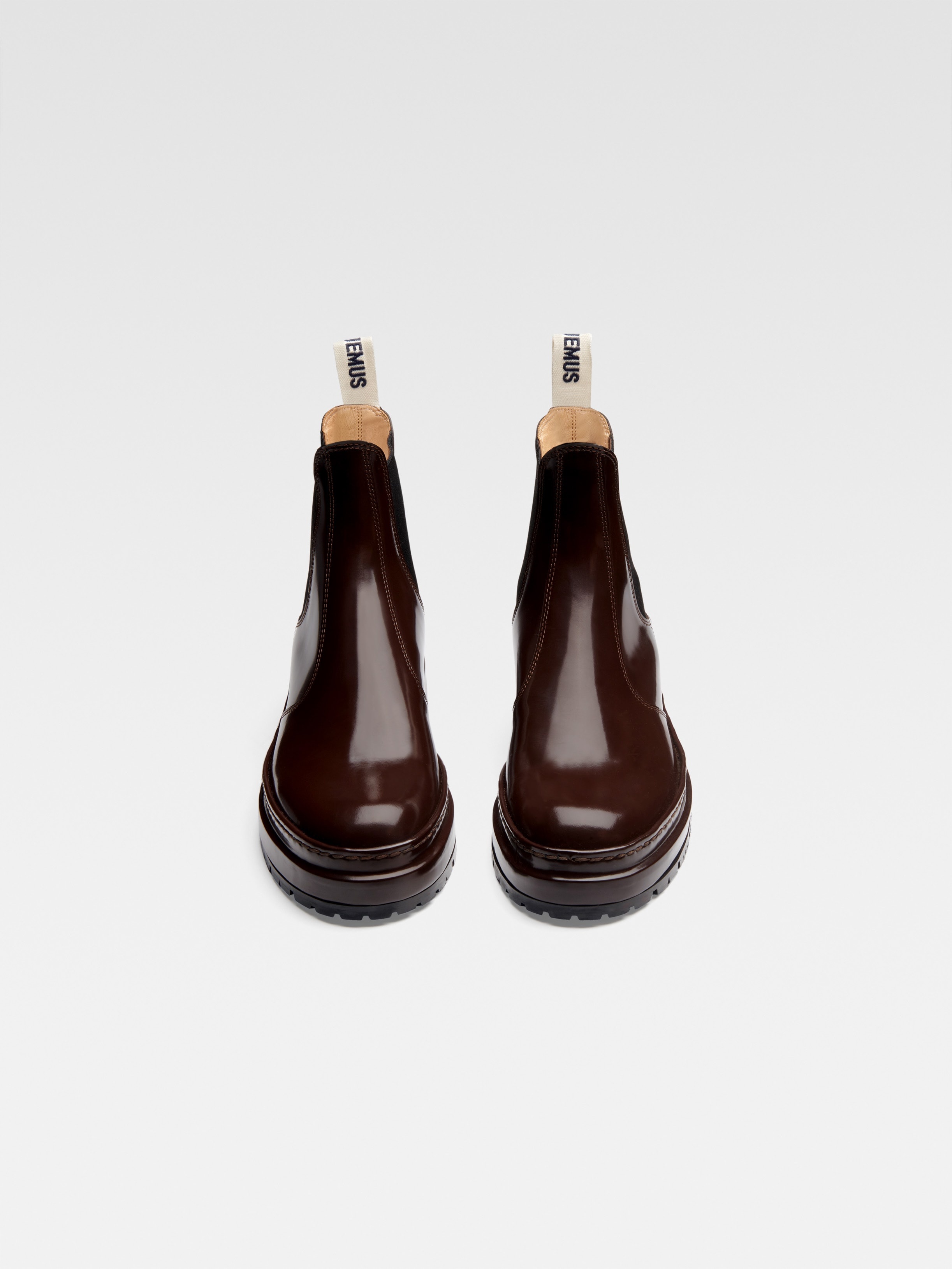 JACQUEMUS Les chelsea Pavane | REVERSIBLE