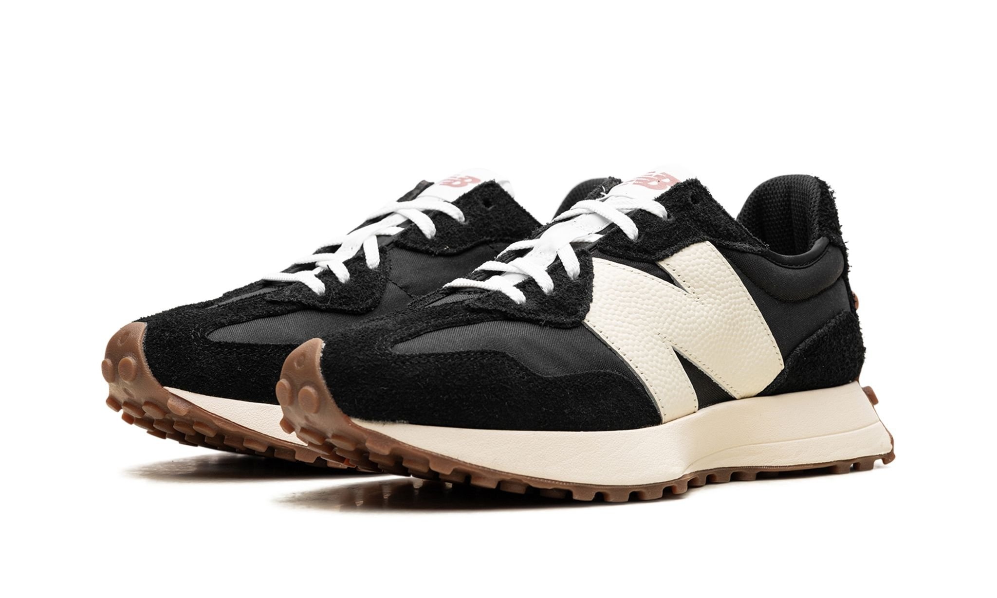 327 WMNS "Black White Gum" - 2