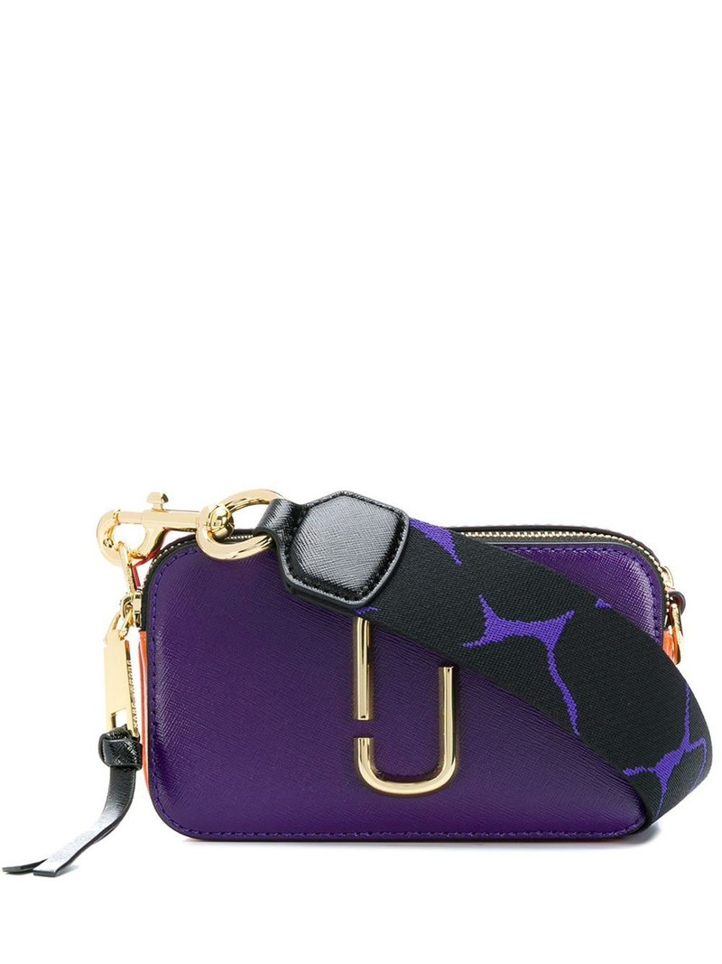 The Snapshot small camera bag 1
