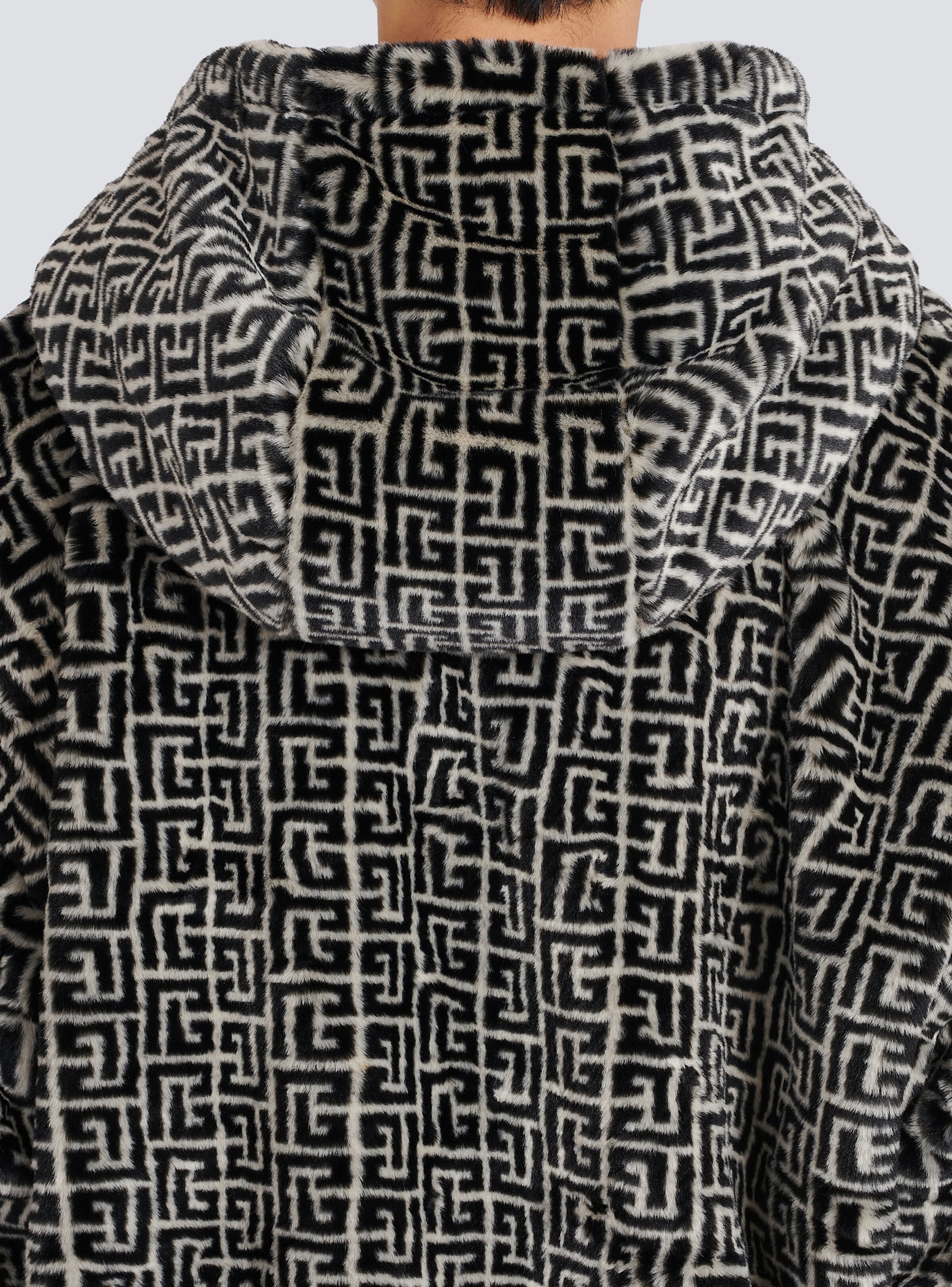 Hooded faux fur sweatshirt with Balmain monogram - 9